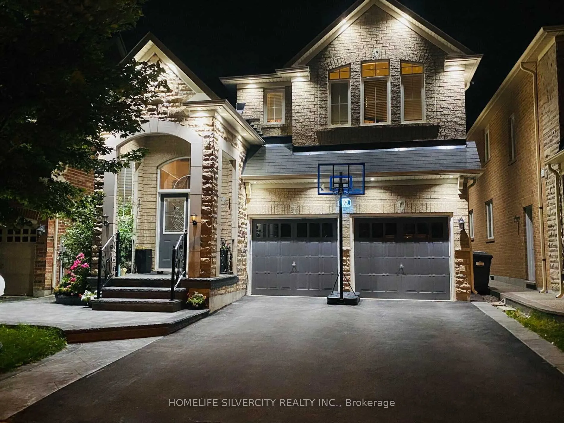 10 Bloom Drive