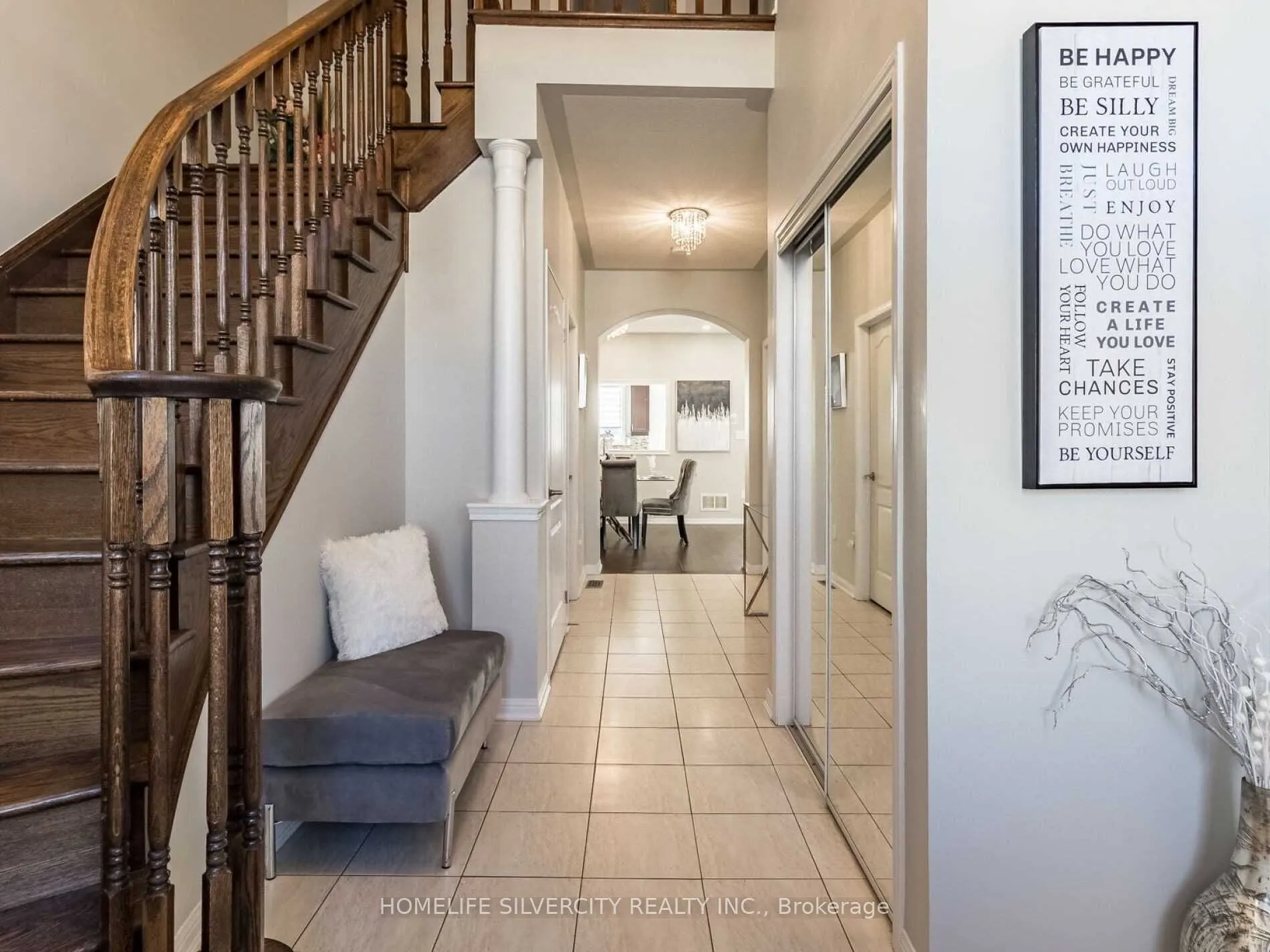 10 Bloom Drive