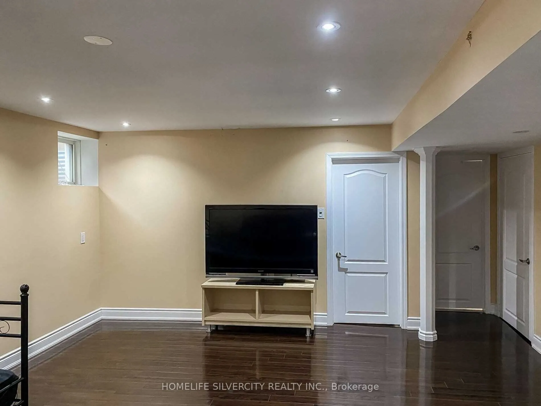10 Bloom Drive