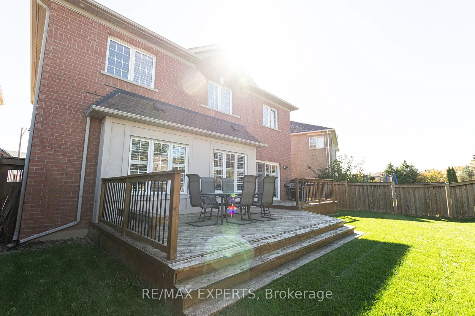 34 Laurentide Crescent