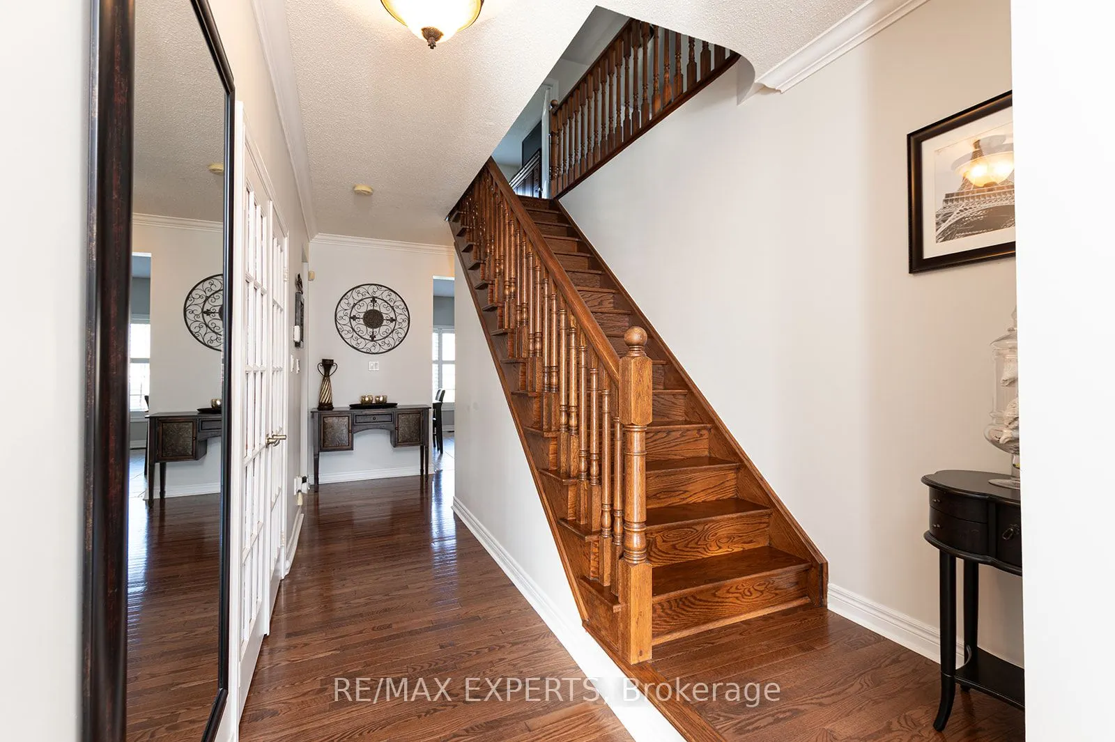 34 Laurentide Crescent