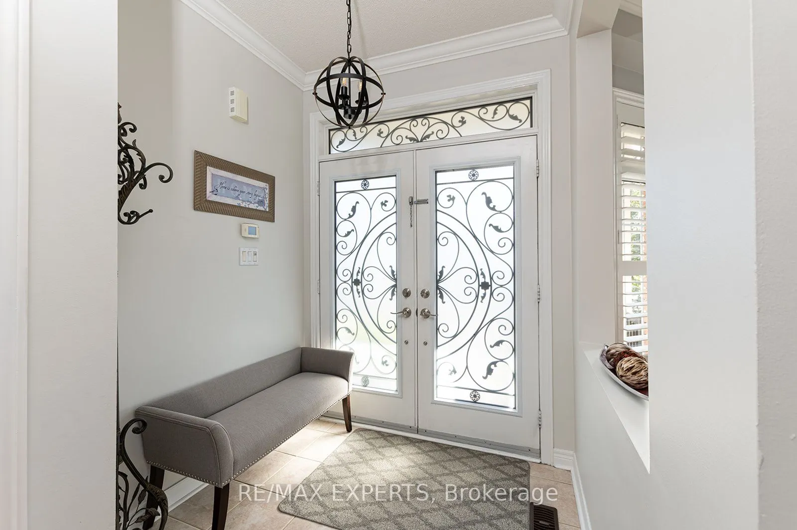 34 Laurentide Crescent