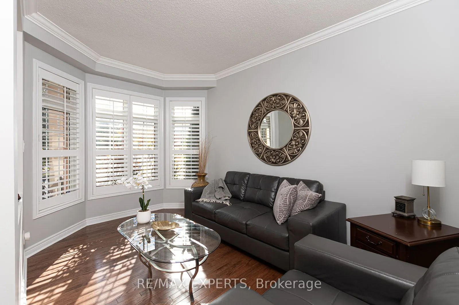 34 Laurentide Crescent
