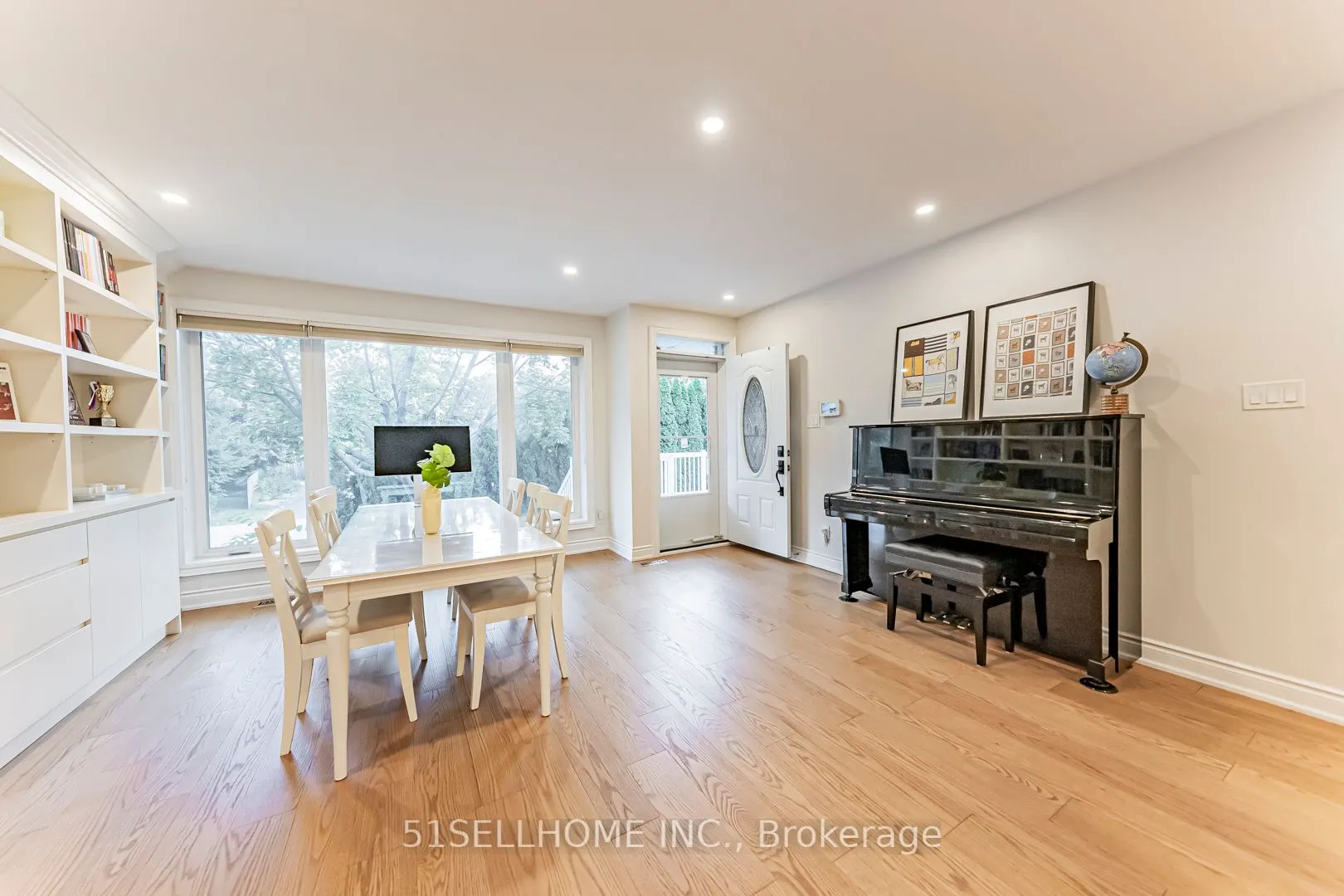 615 Parkside Drive
