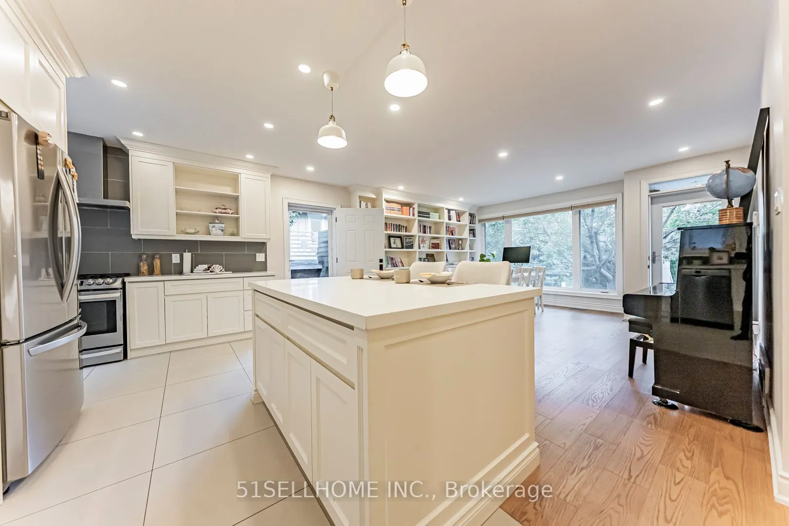 615 Parkside Drive