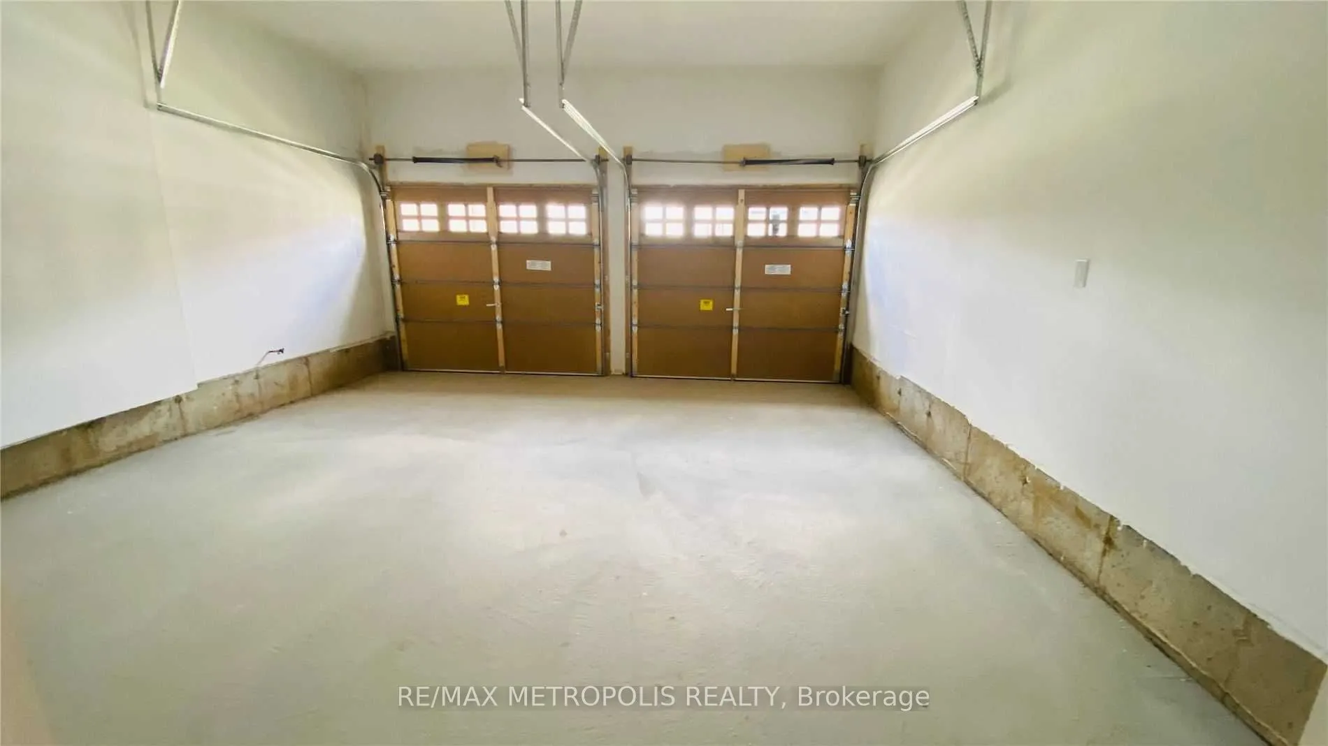 31 Elverton Crescent, #Upper