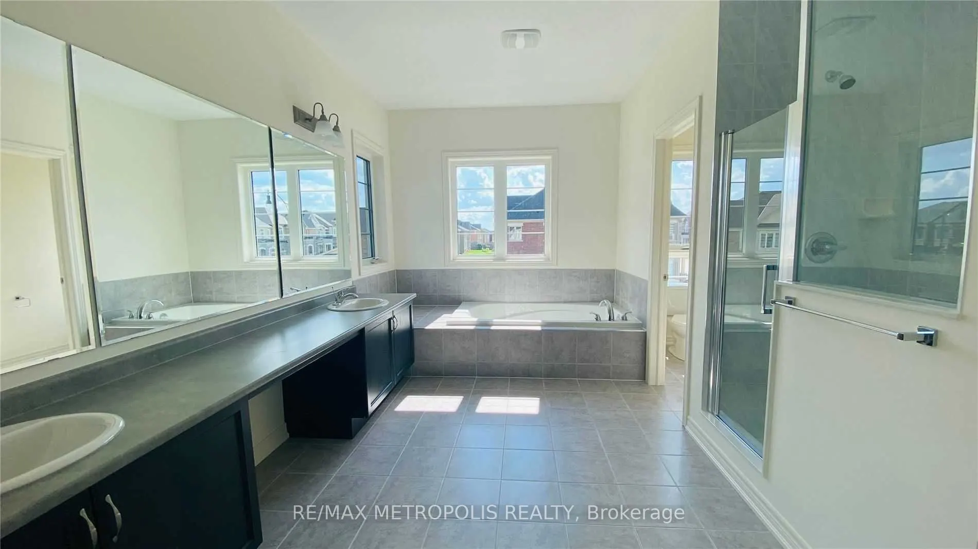 31 Elverton Crescent, #Upper