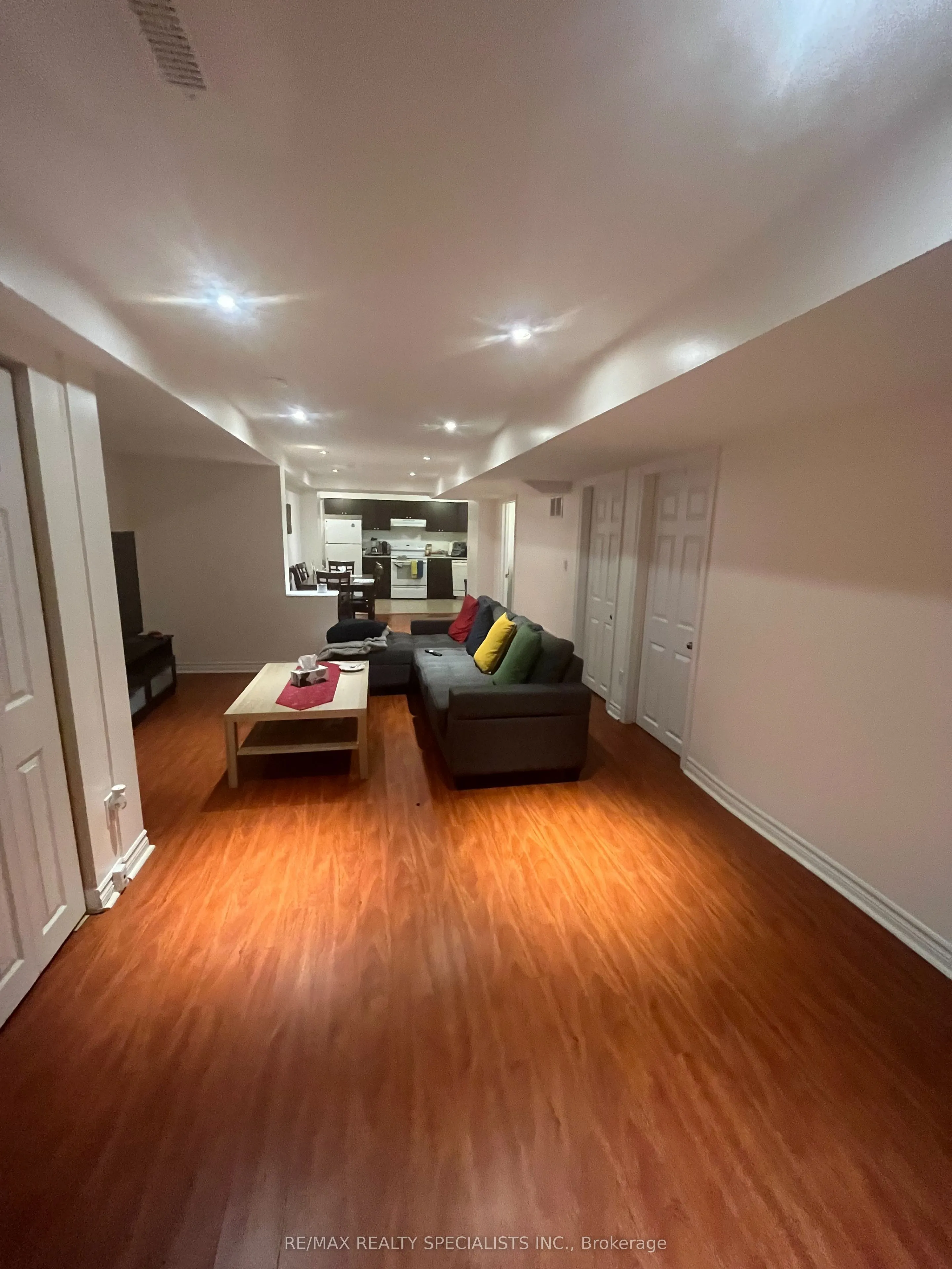 4594 Bismark Crescent