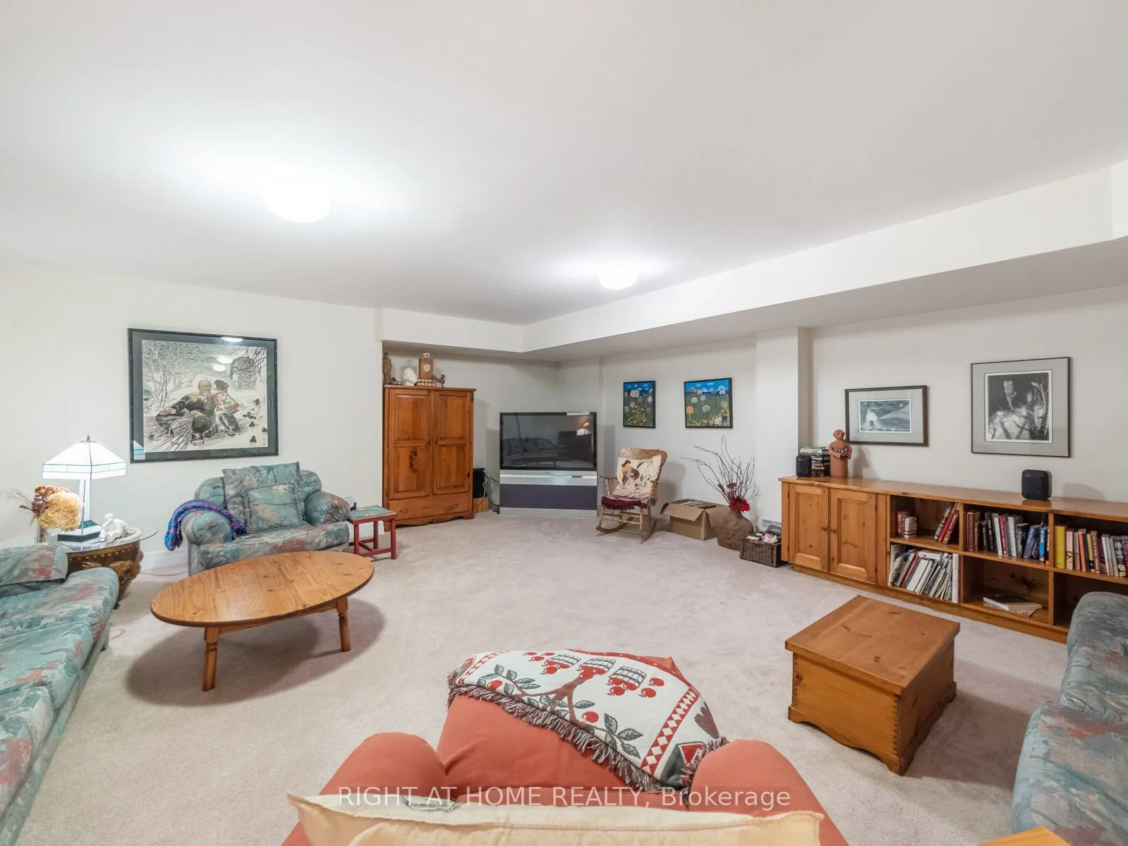 2369 Ontario Street, #26