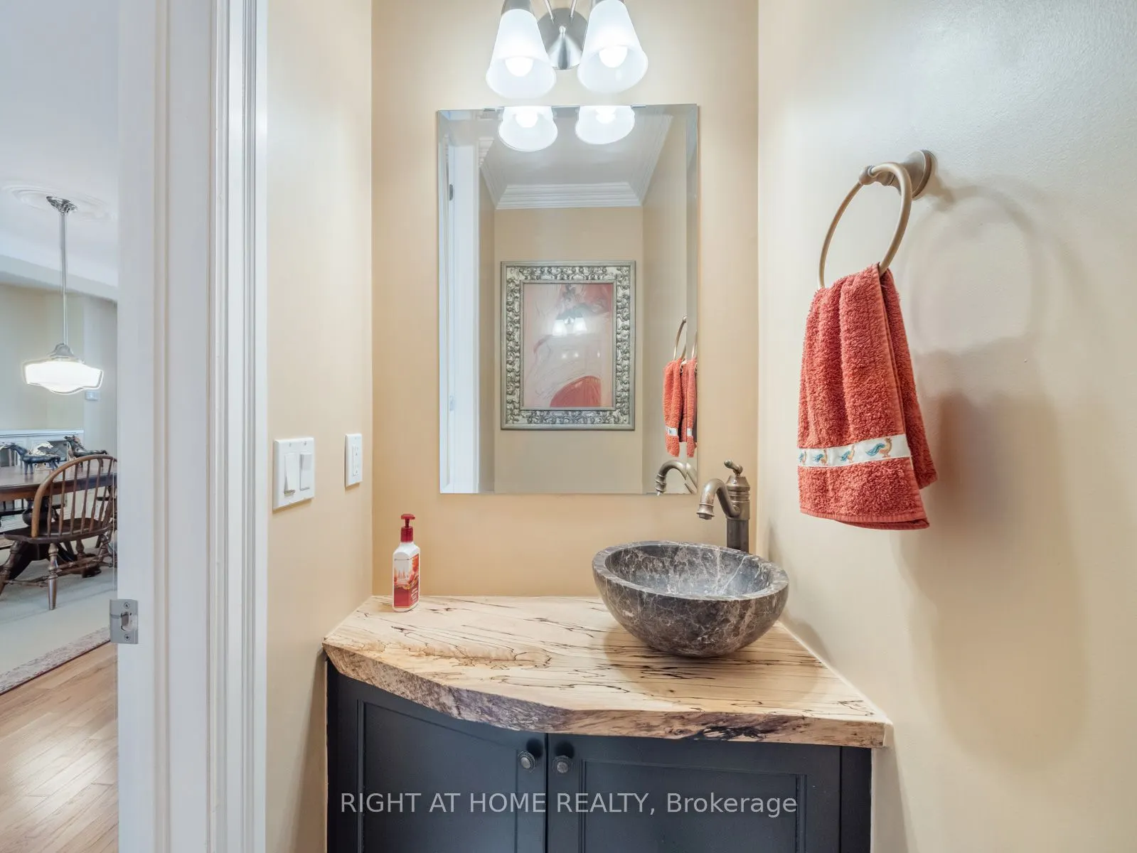 2369 Ontario Street, #26