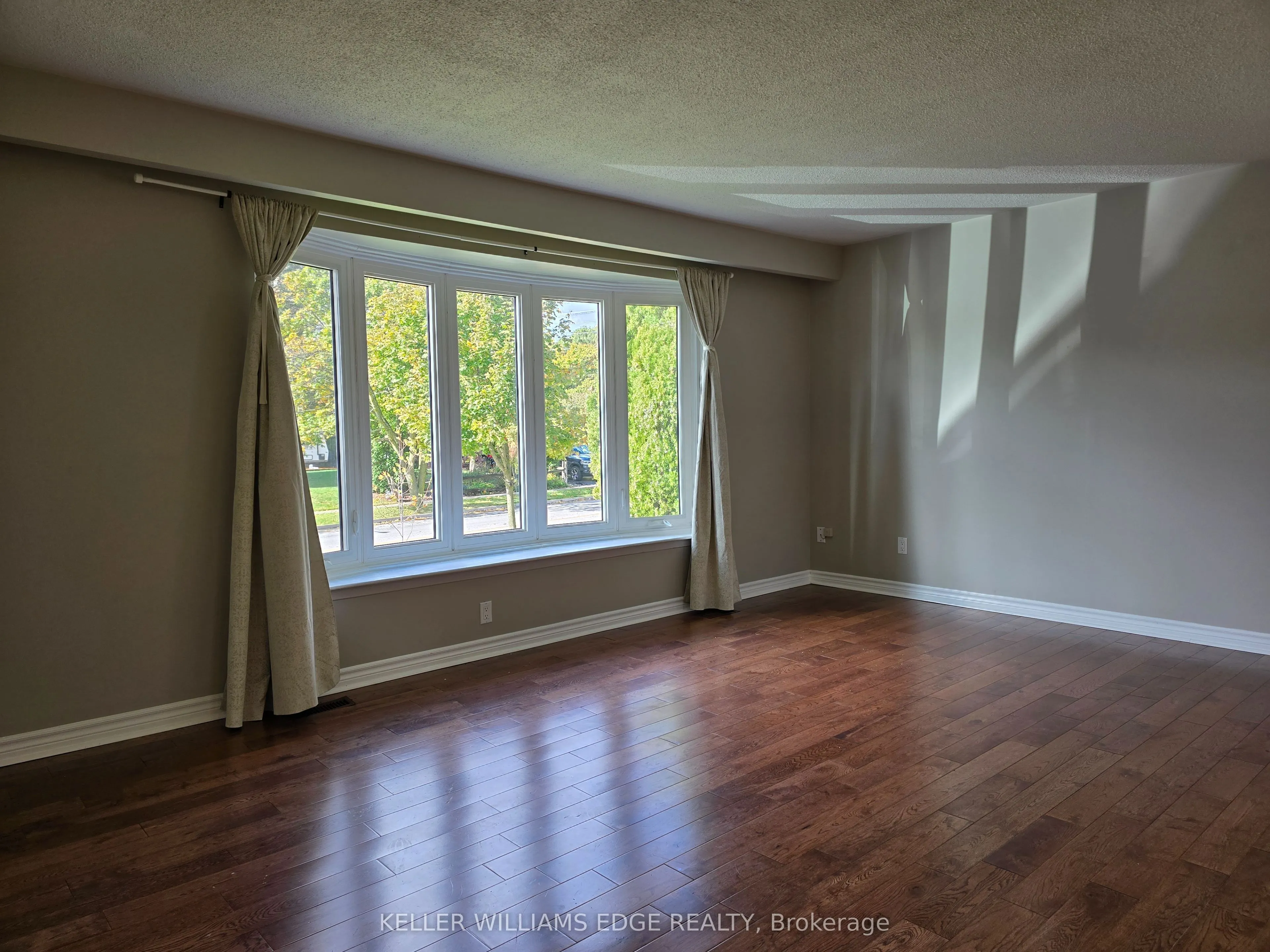 3256 Centennial Drive