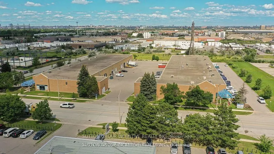 53 Queens Plate Drive, #7-9