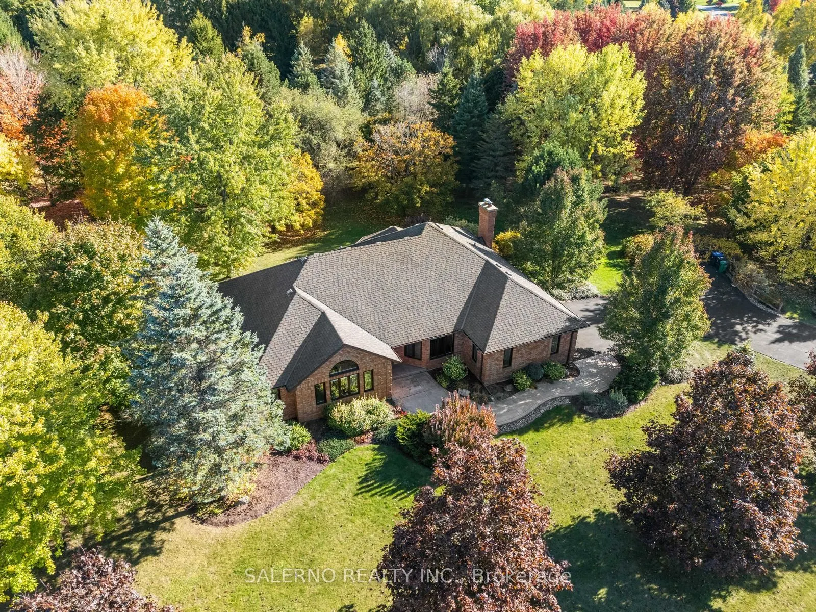 19 Havencrest Drive