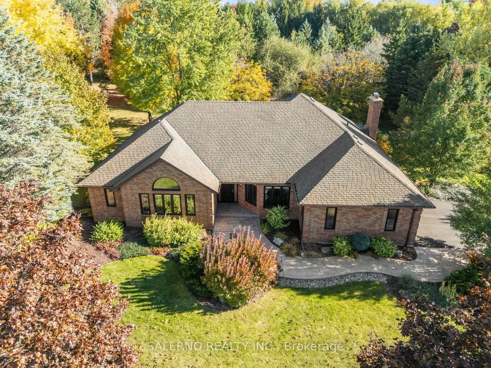 19 Havencrest Drive