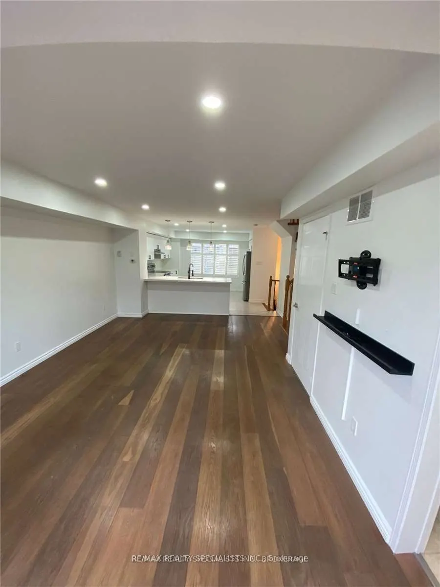 3108 Eglinton Avenue W, #100