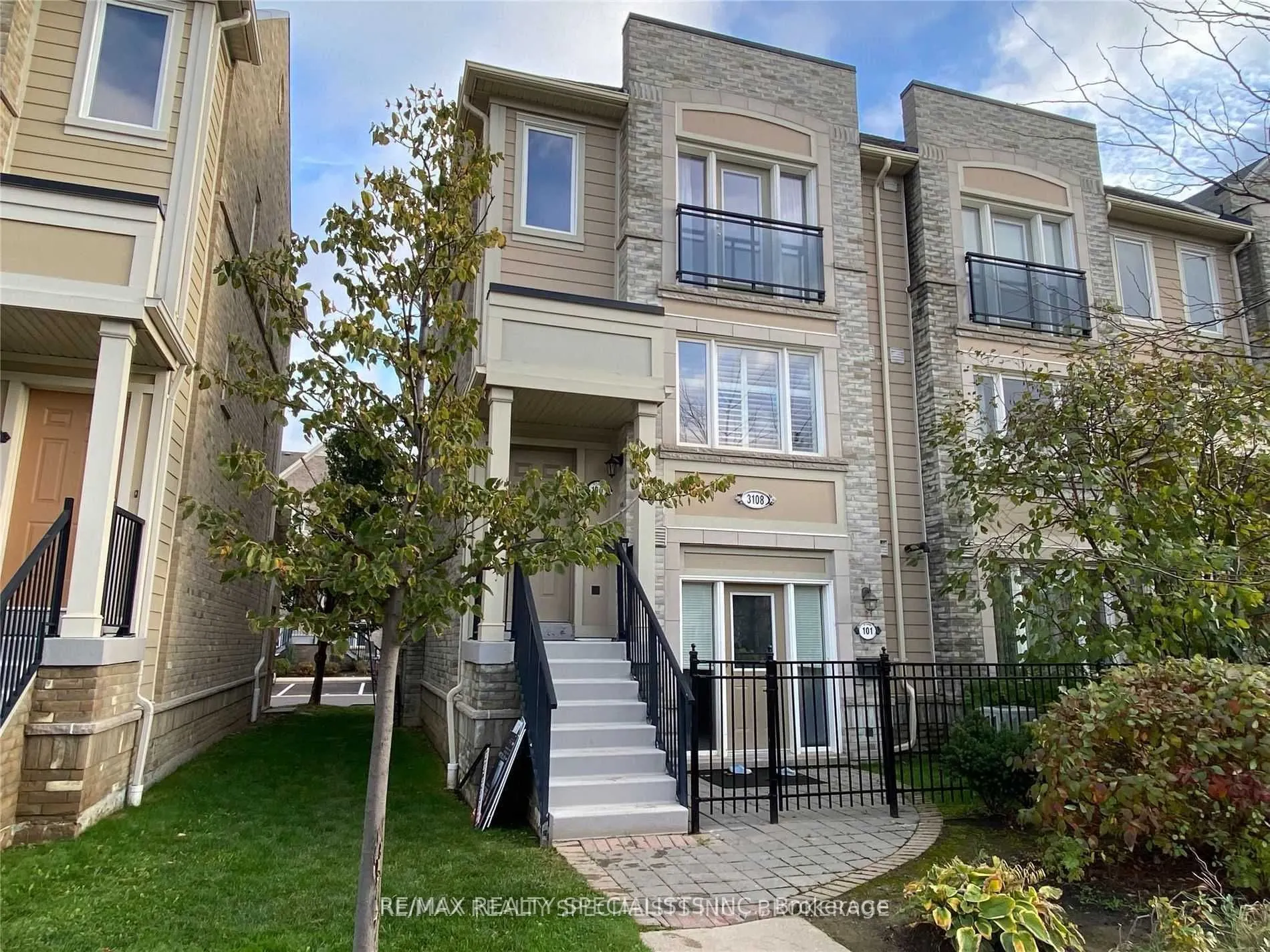 3108 Eglinton Avenue W, #100