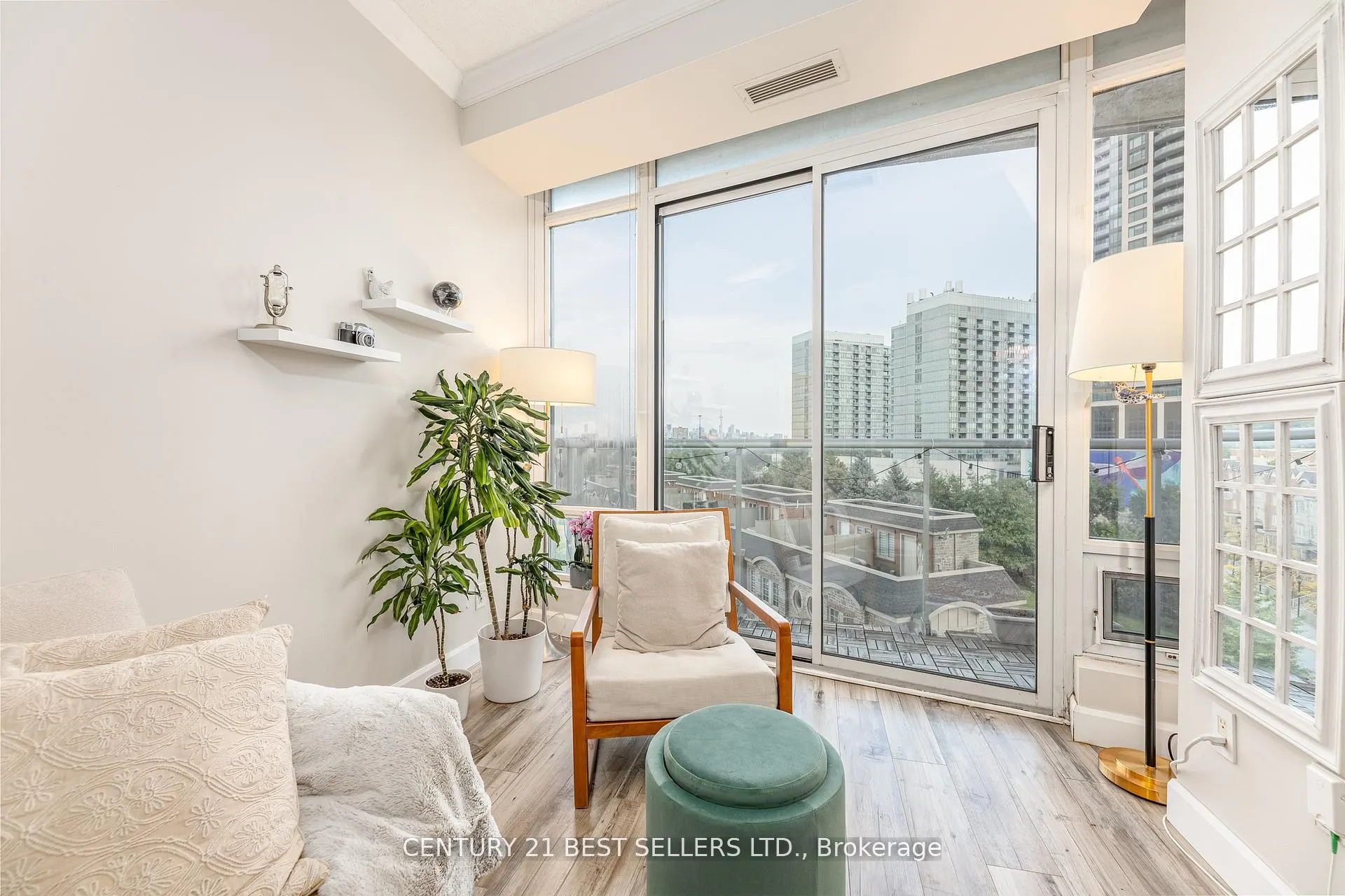 15 Windermere Avenue, #609