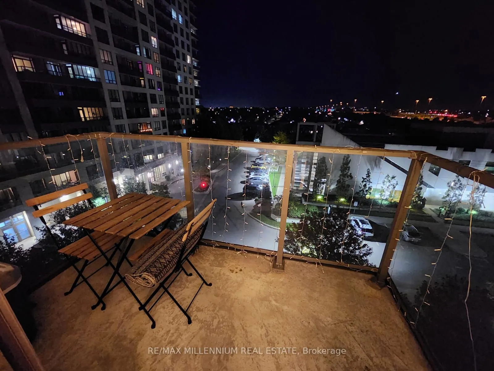 339 Rathburn Road W, #607