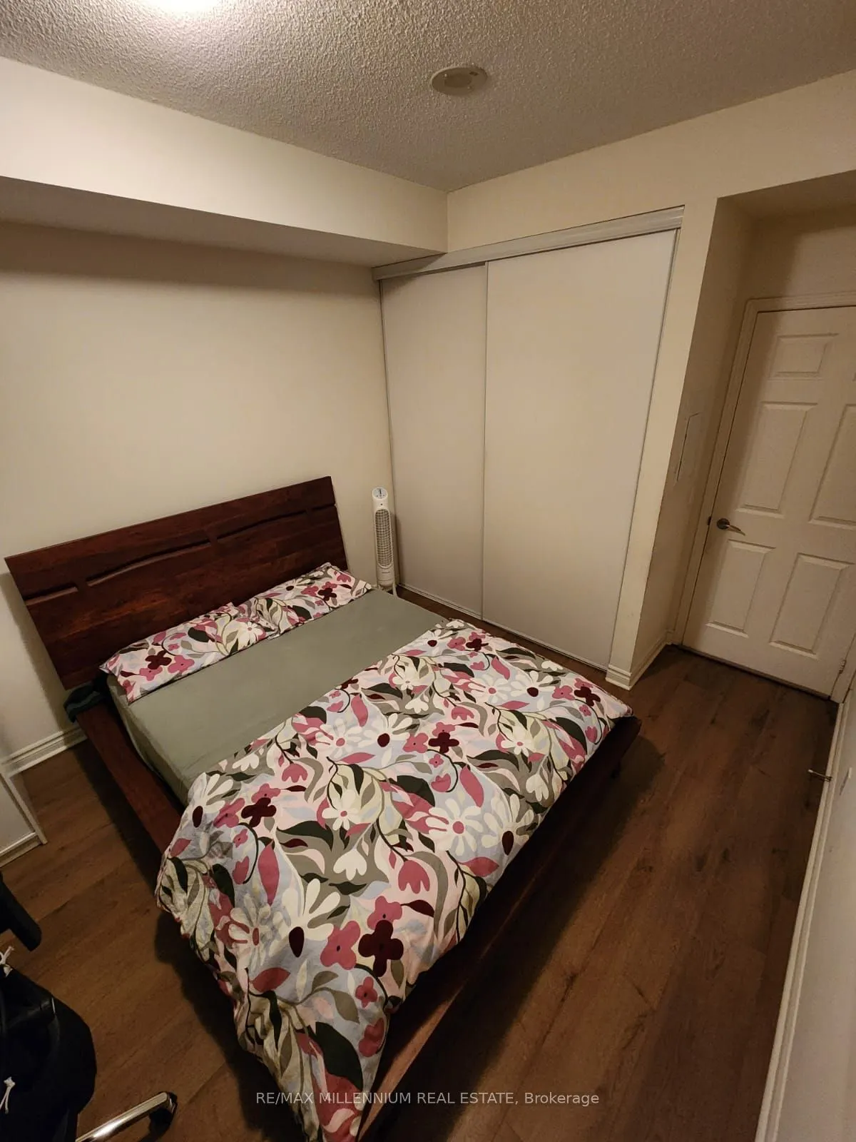 339 Rathburn Road W, #607
