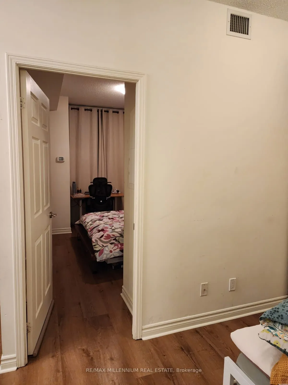339 Rathburn Road W, #607