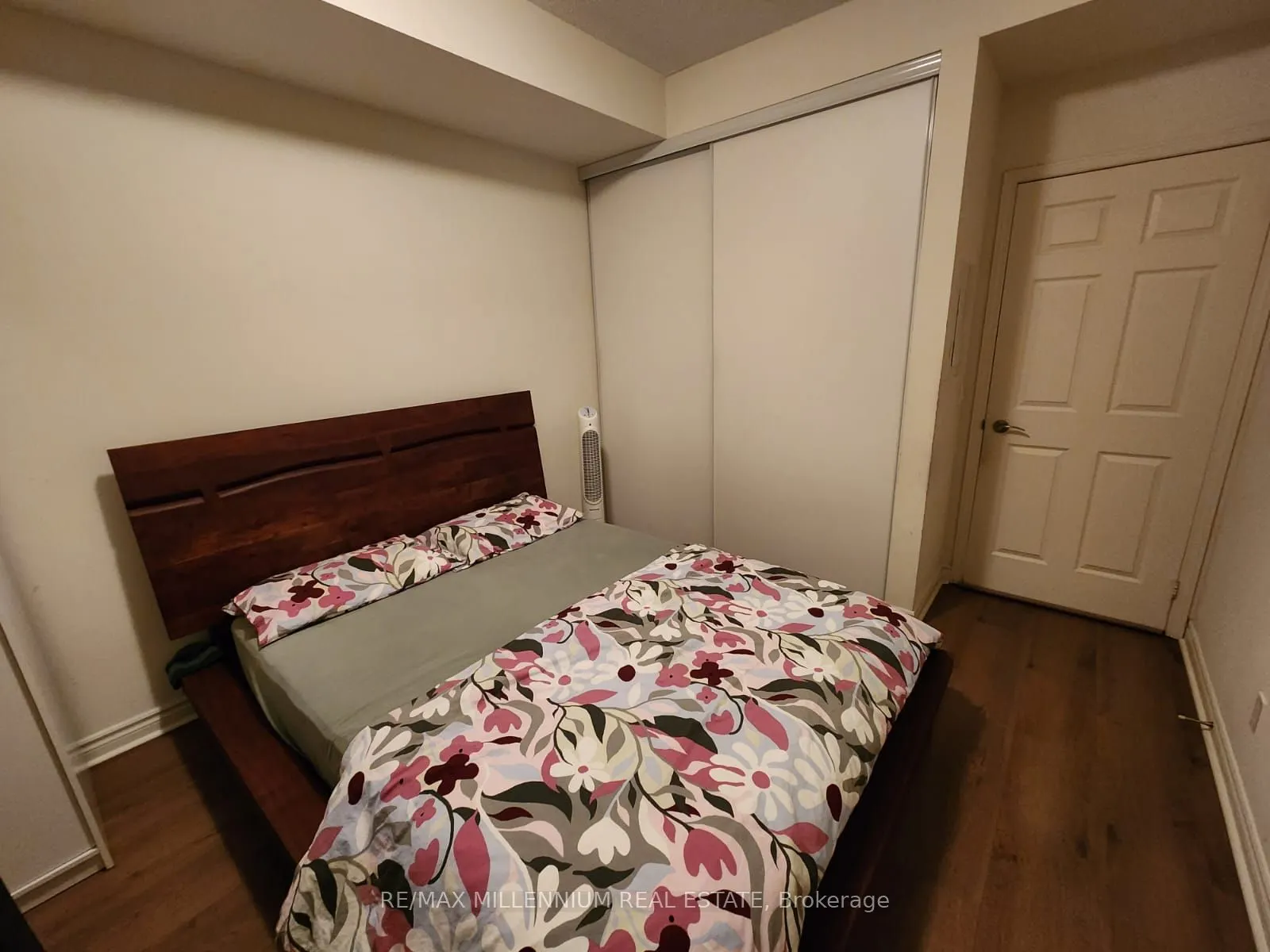 339 Rathburn Road W, #607