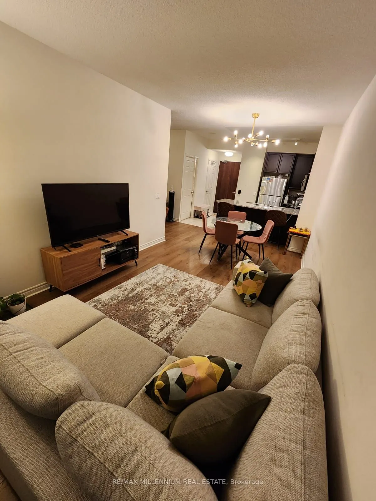 339 Rathburn Road W, #607