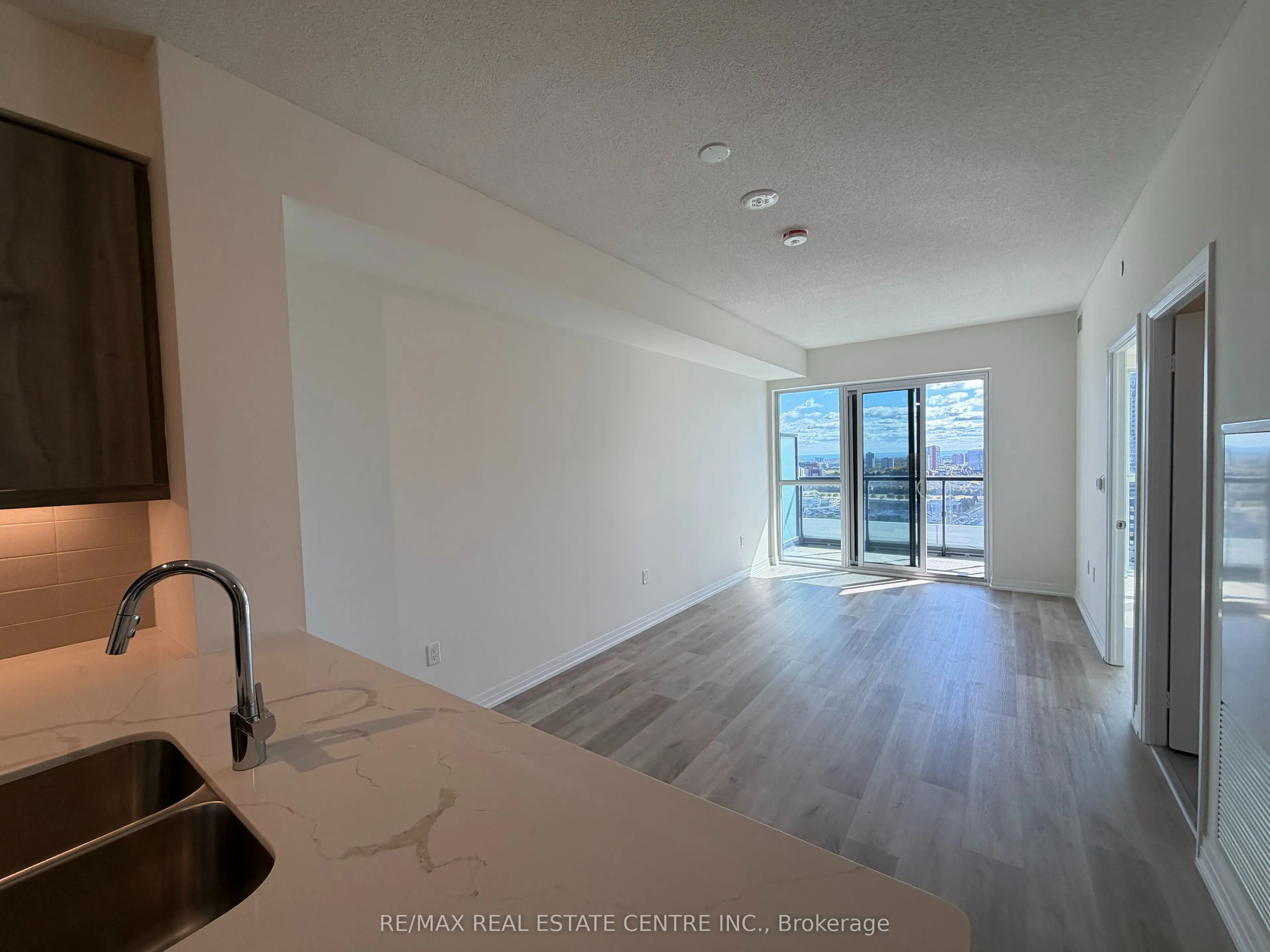 15 Watergarden Drive, #1703