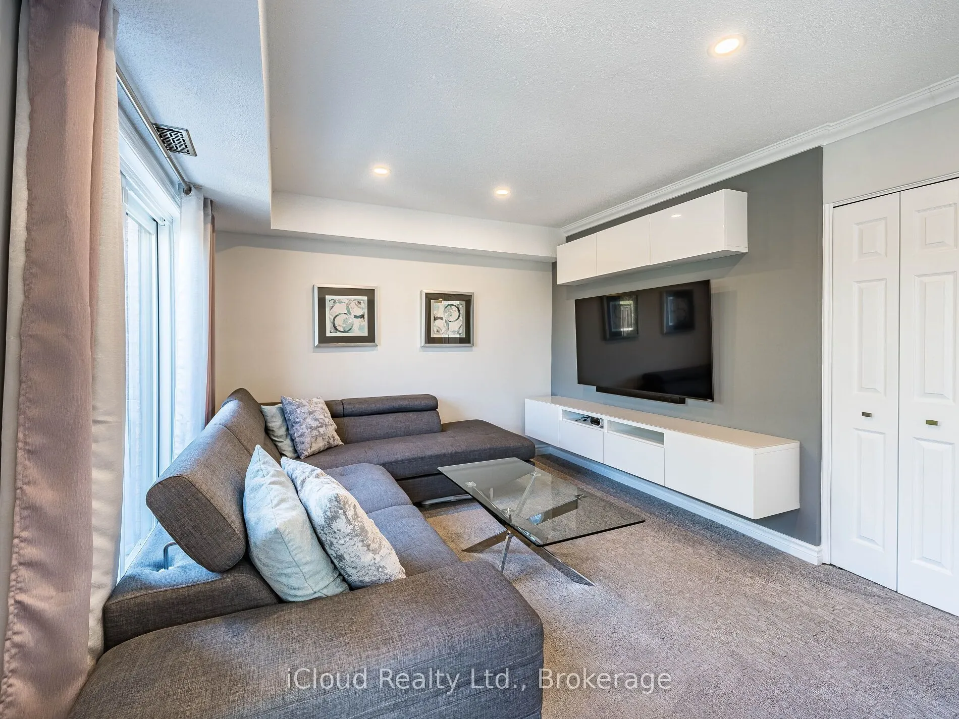 1100 Queens Avenue, #16