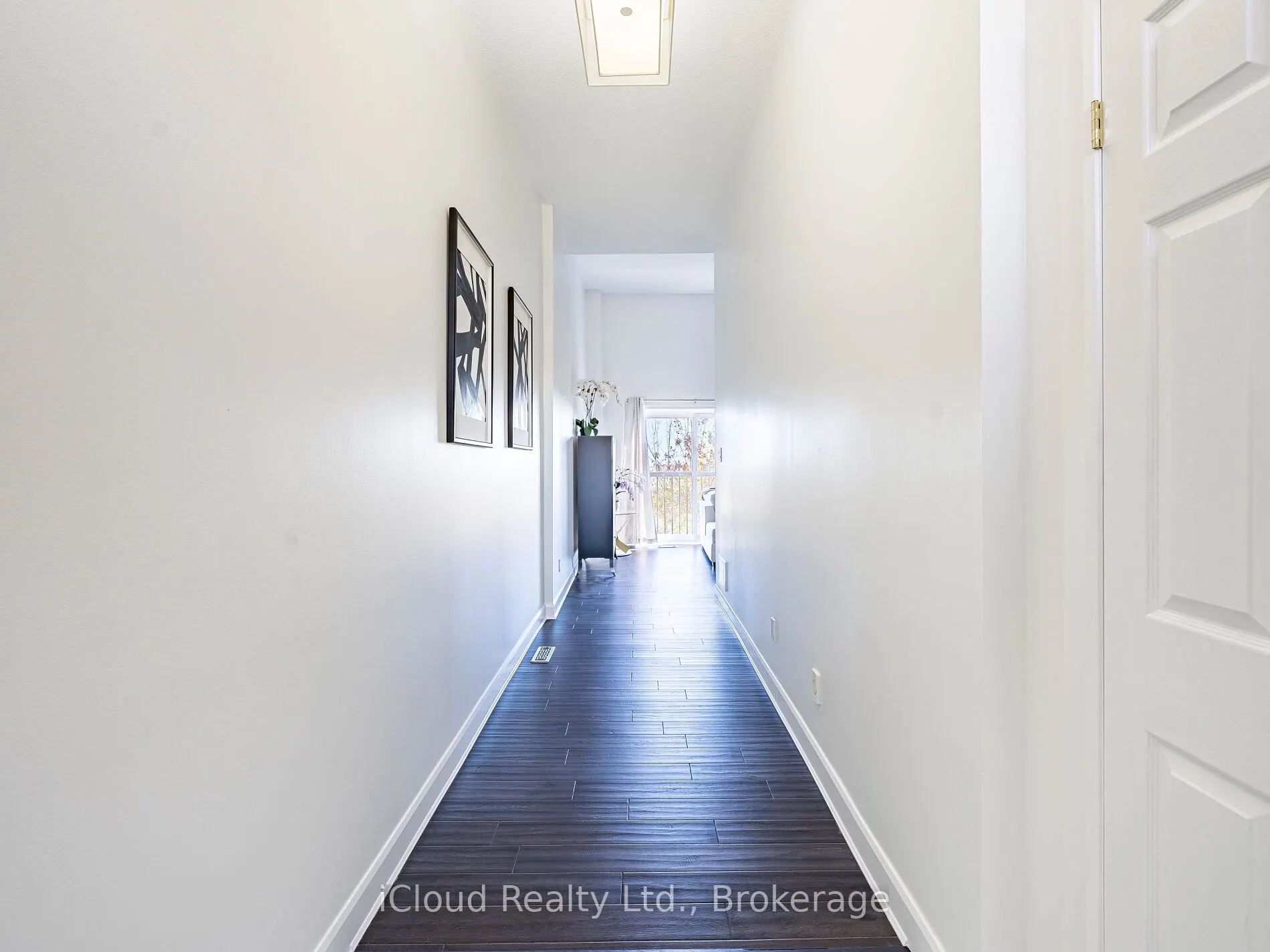 1100 Queens Avenue, #16