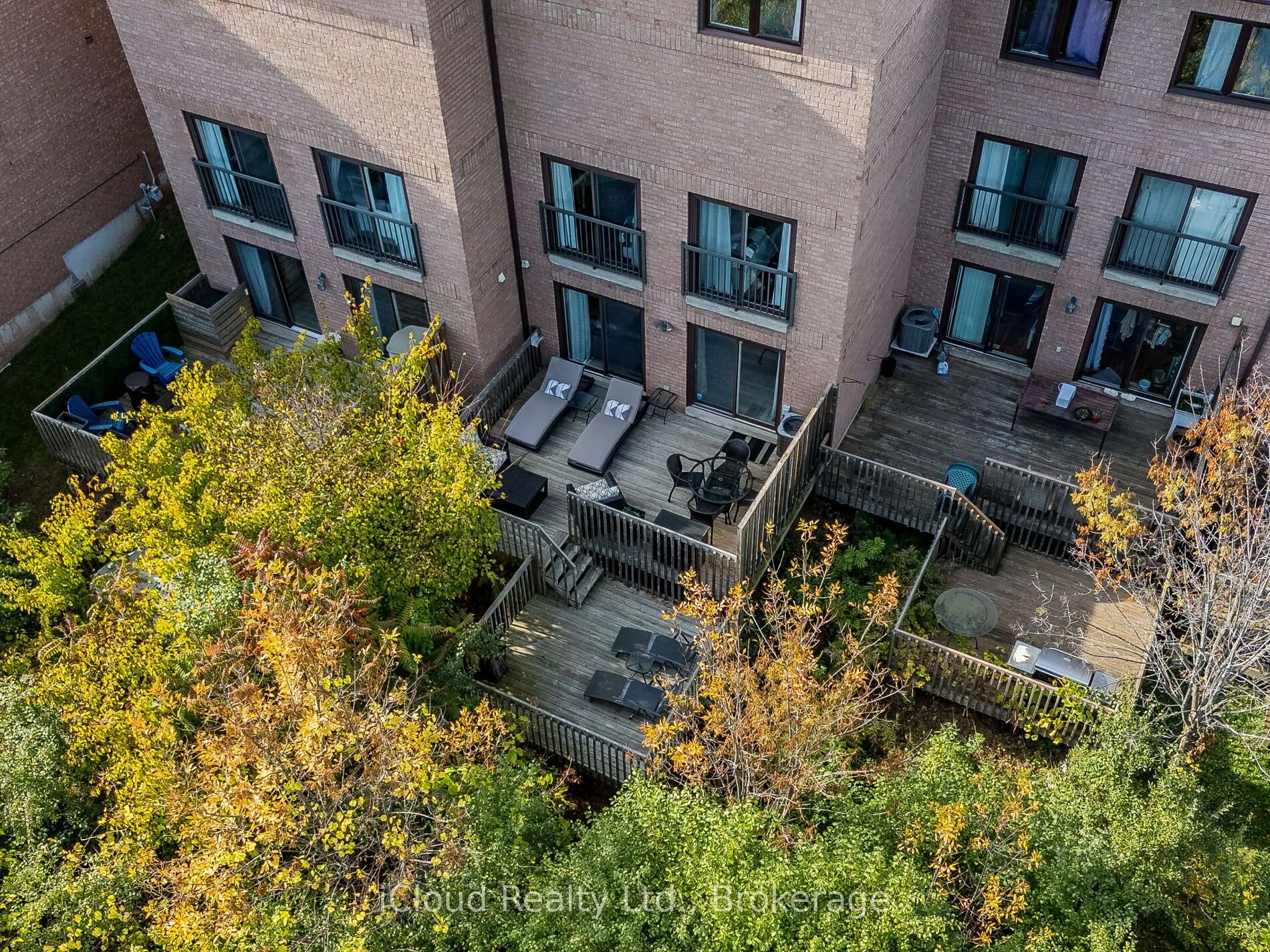 1100 Queens Avenue, #16