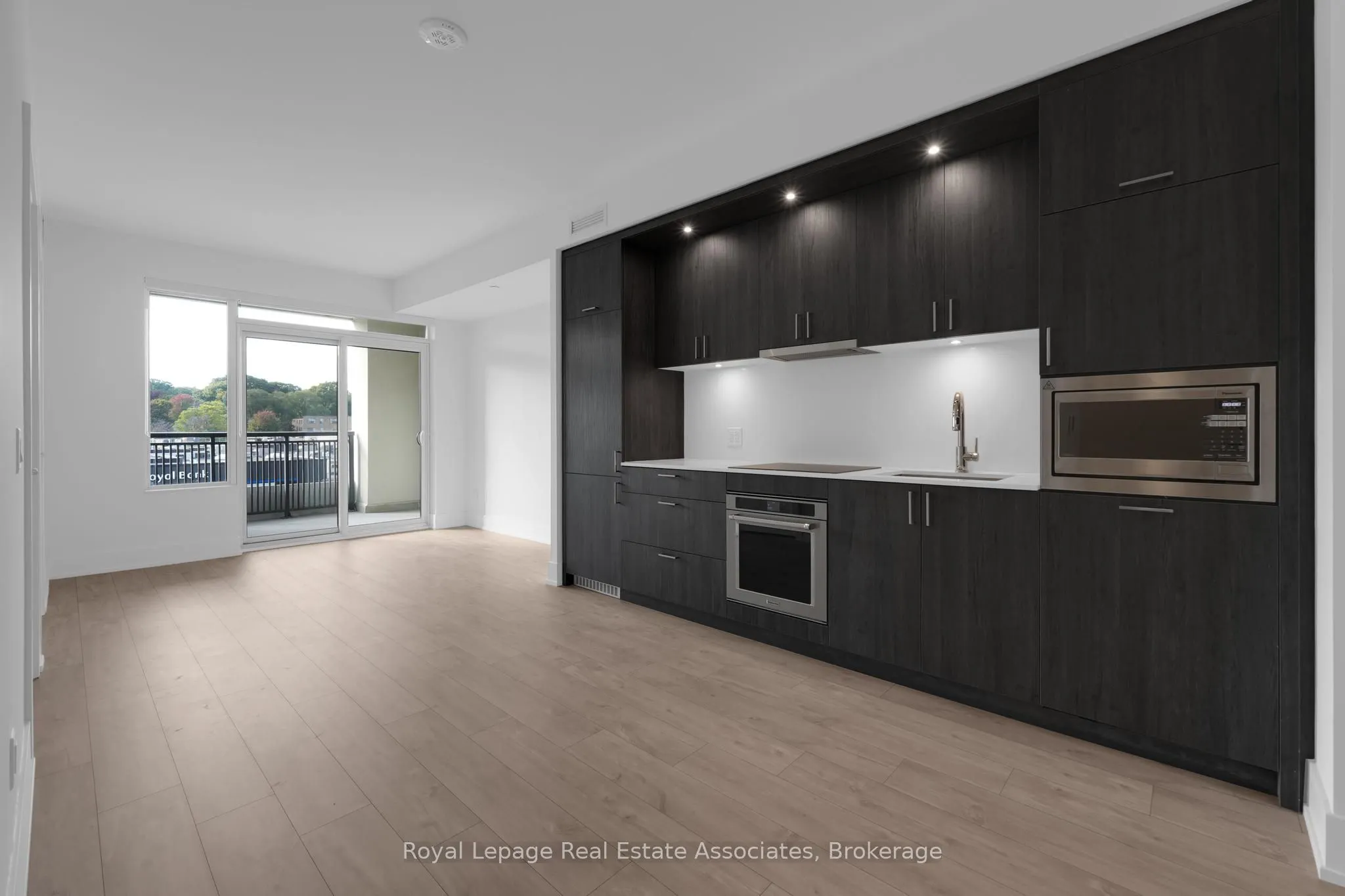 259 The Kingsway, #312