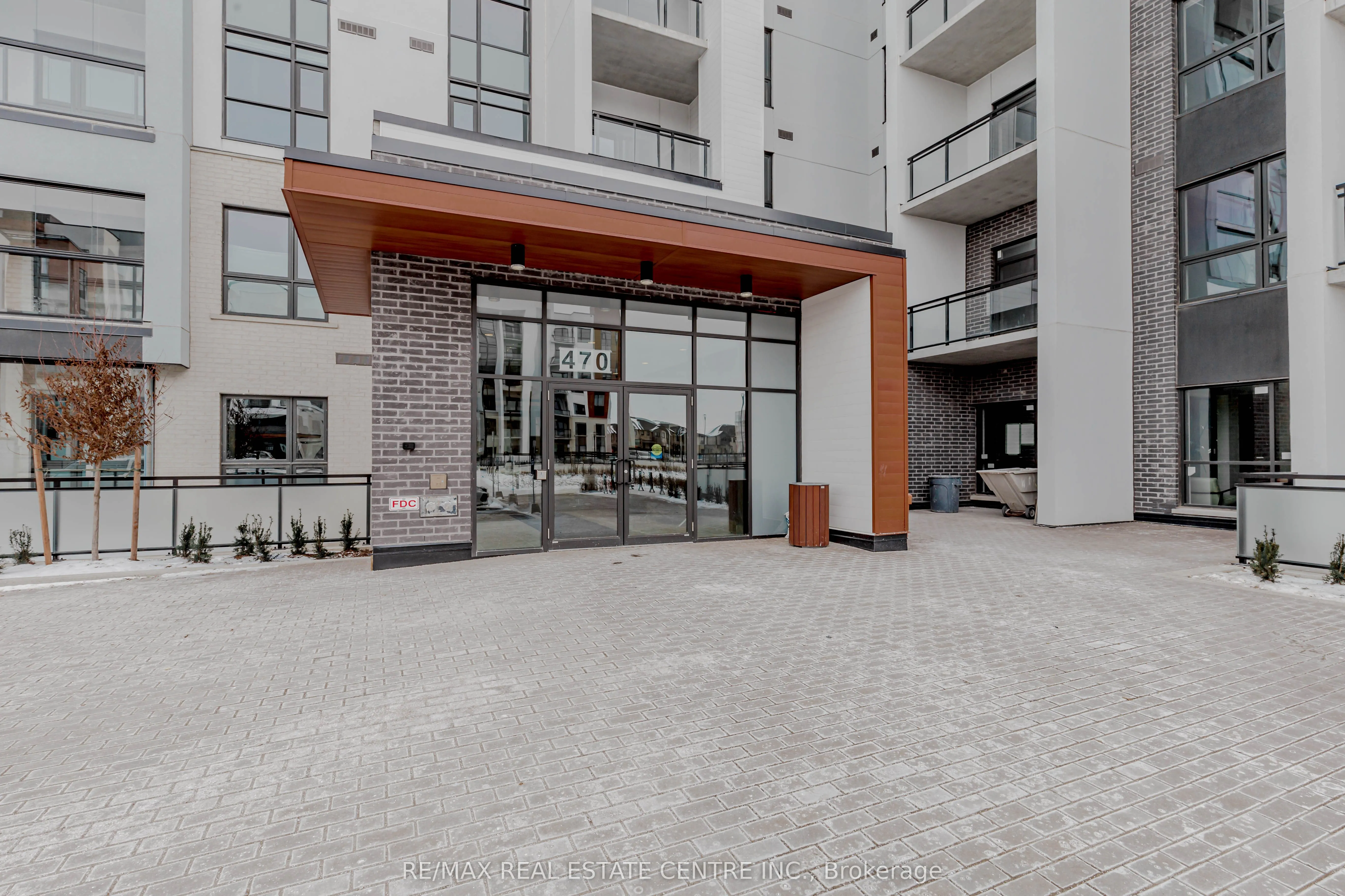 470 Gordon Krantz Avenue, #219