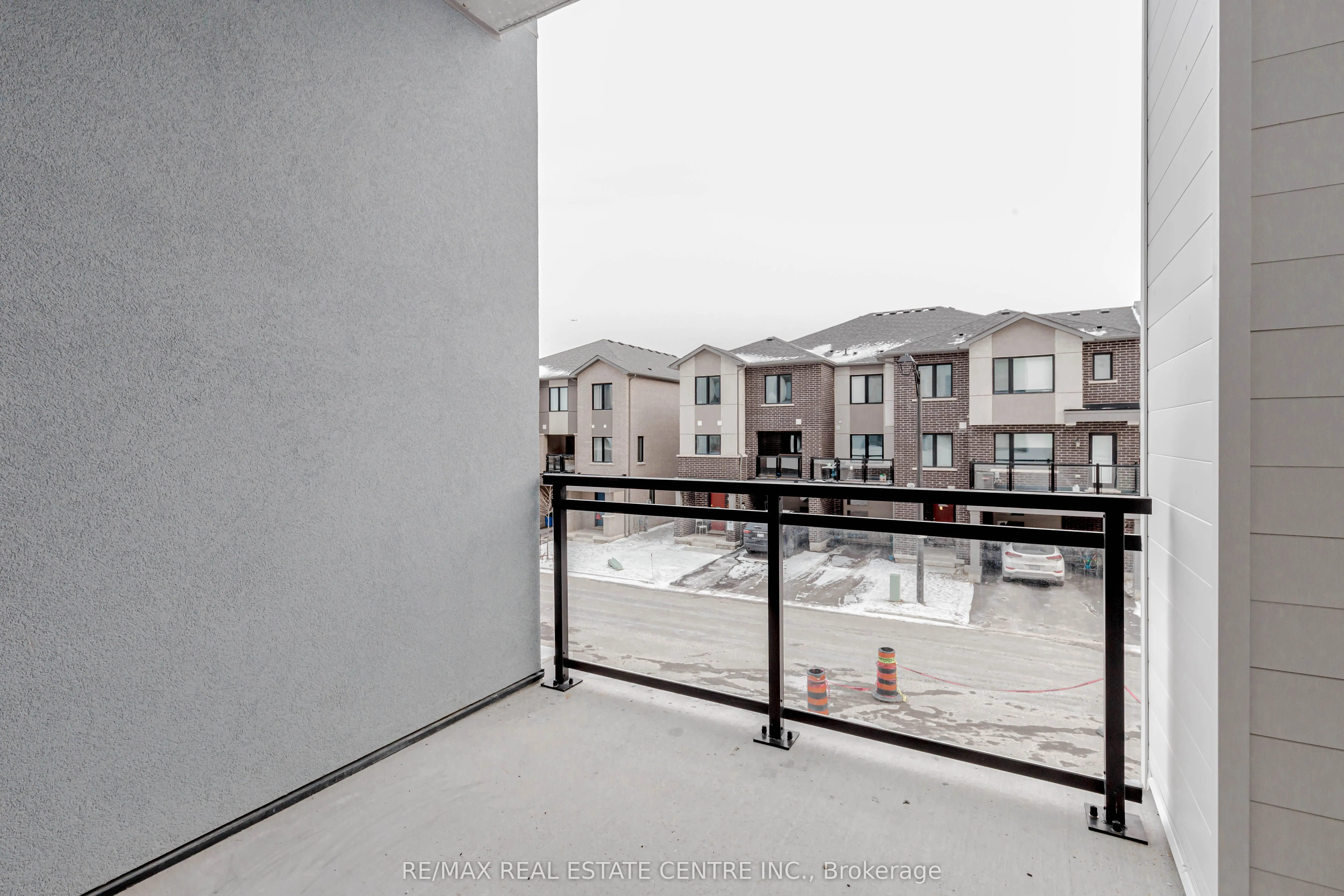 470 Gordon Krantz Avenue, #219