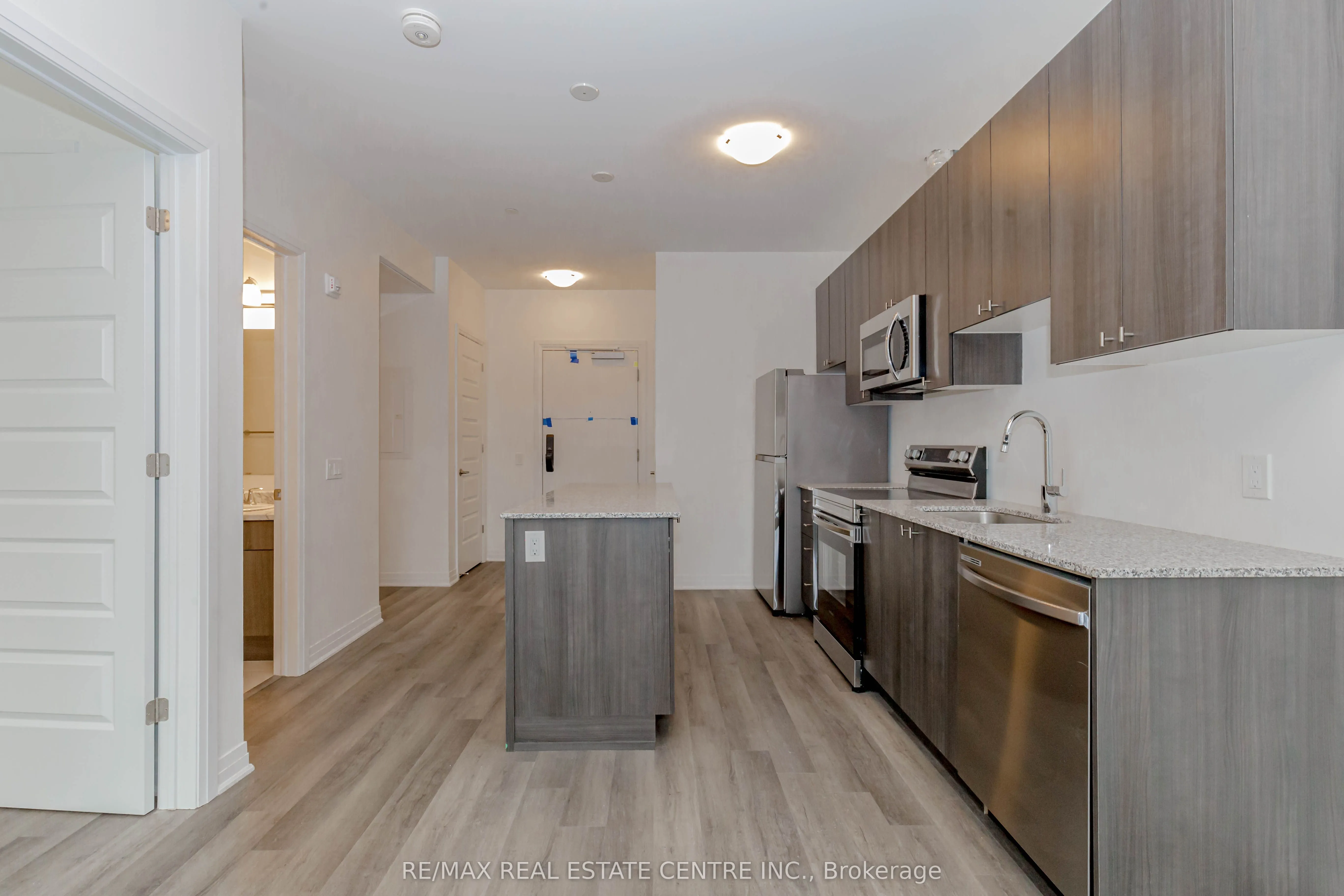 470 Gordon Krantz Avenue, #219