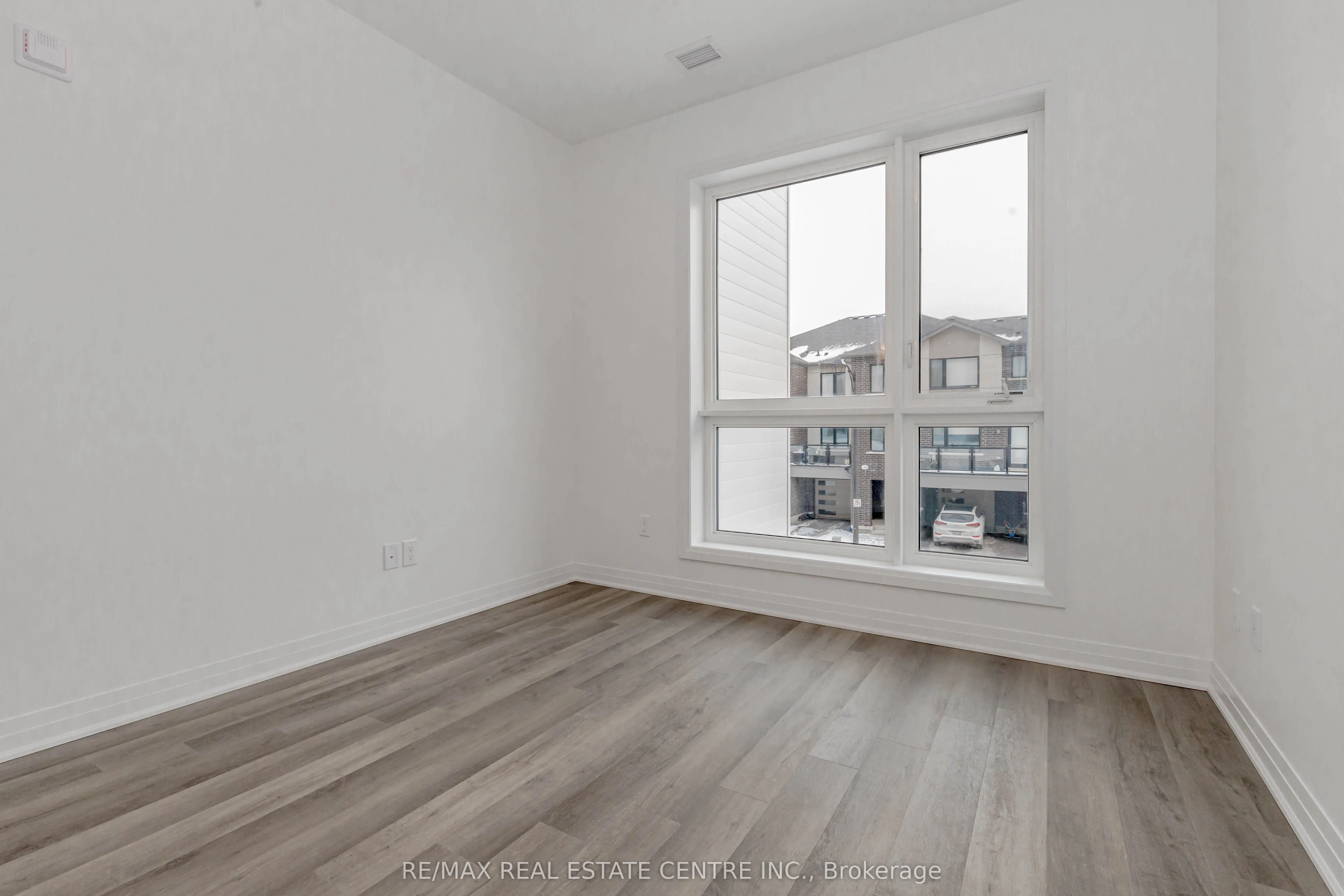 470 Gordon Krantz Avenue, #219