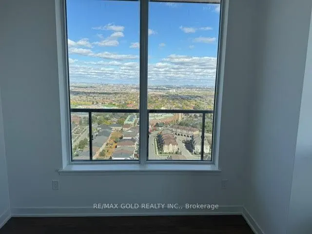5105 Hurontario Street, #2502