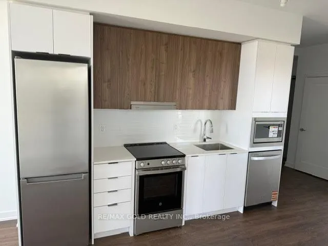 5105 Hurontario Street, #2502