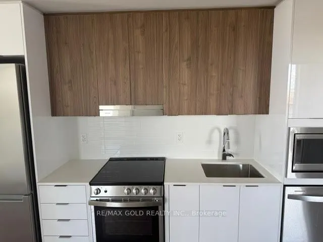 5105 Hurontario Street, #2502