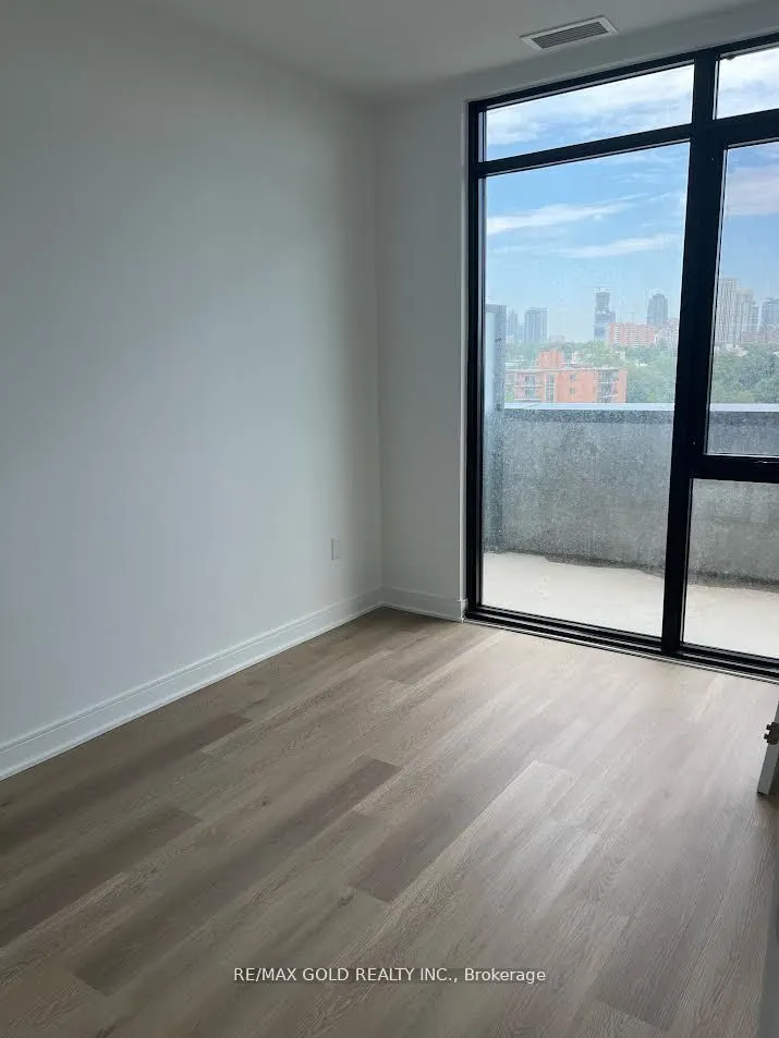 86 Dundas Street, #706