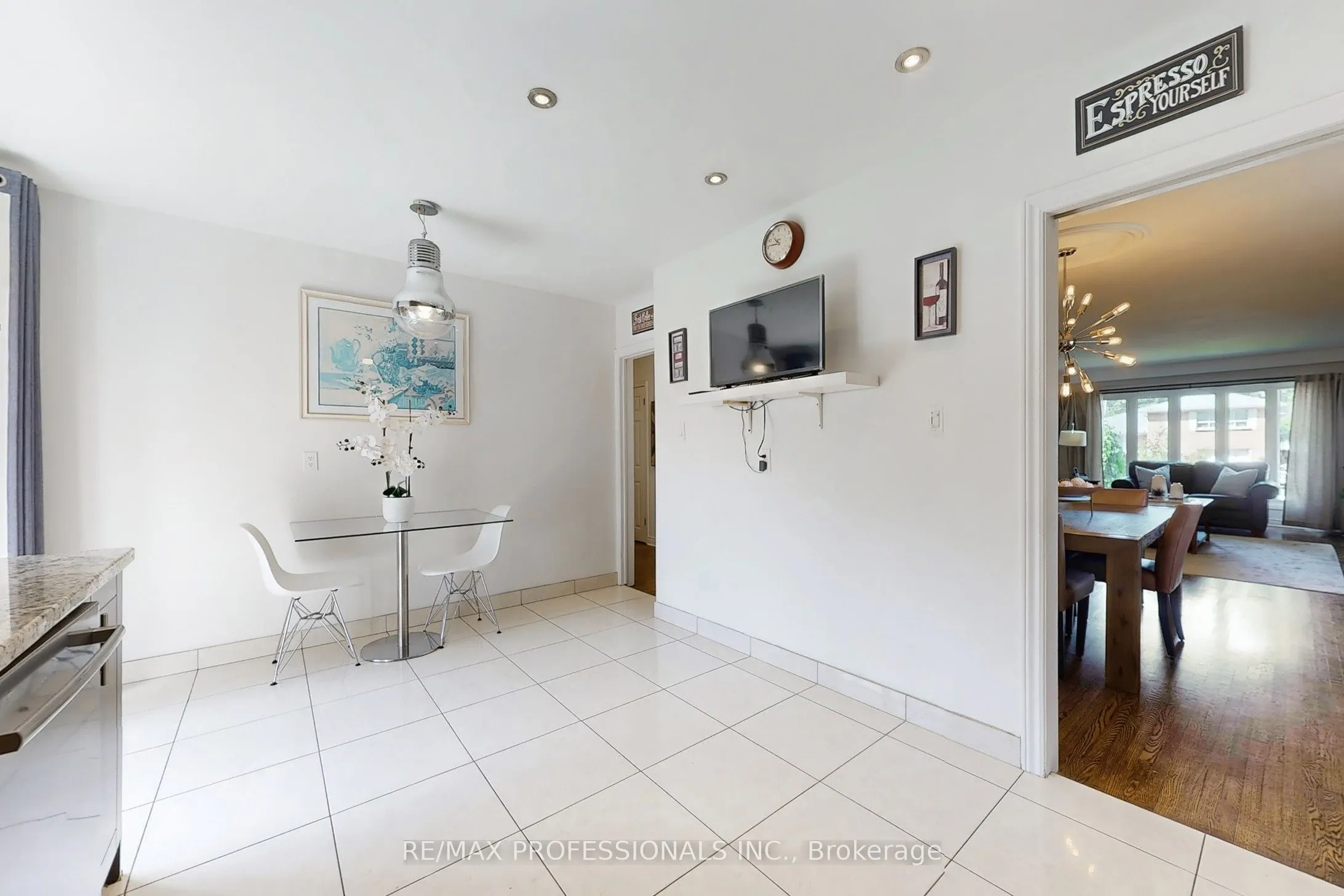 3 Hartsdale Drive