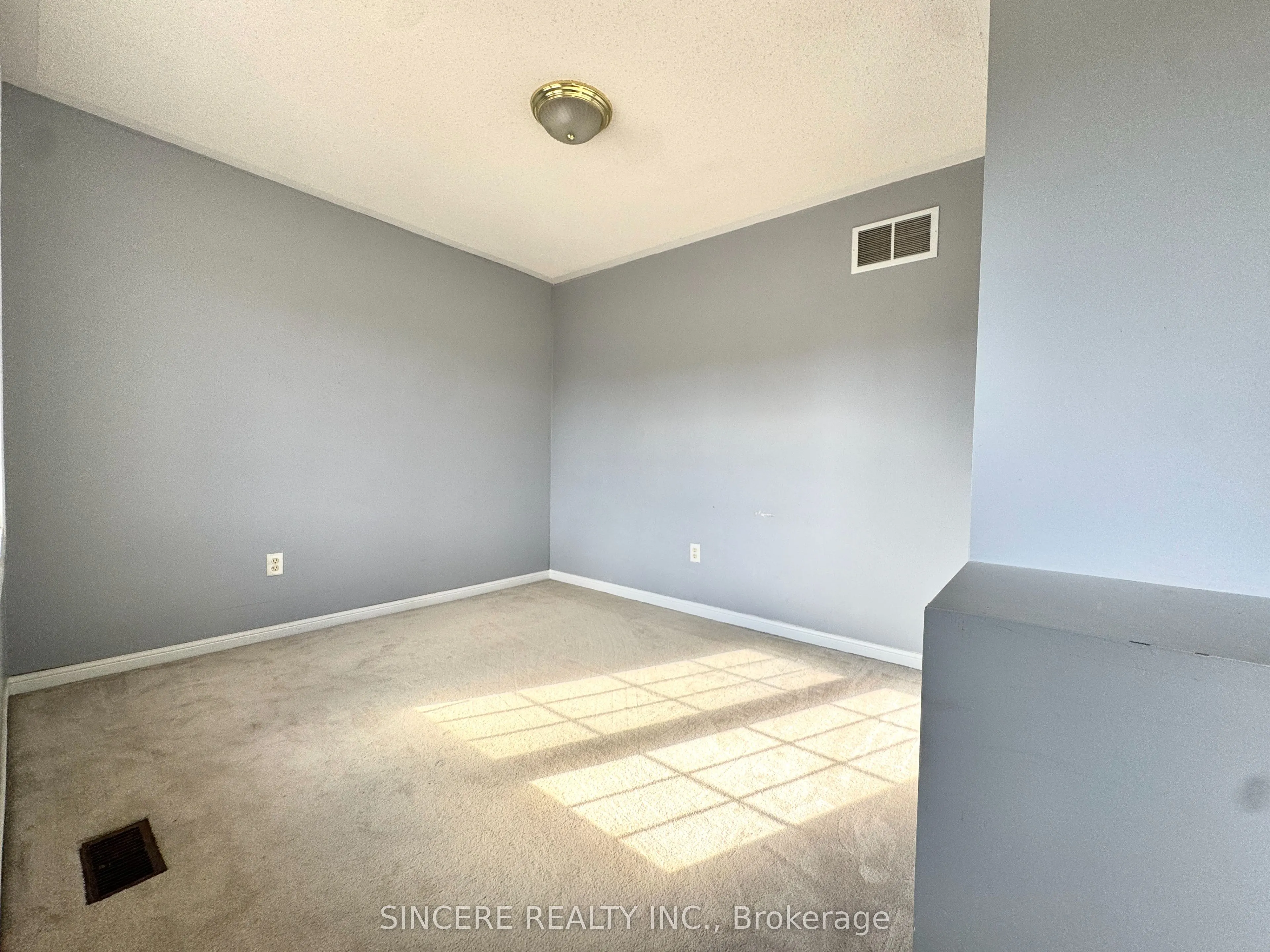5872 Osprey Boulevard, #Upper