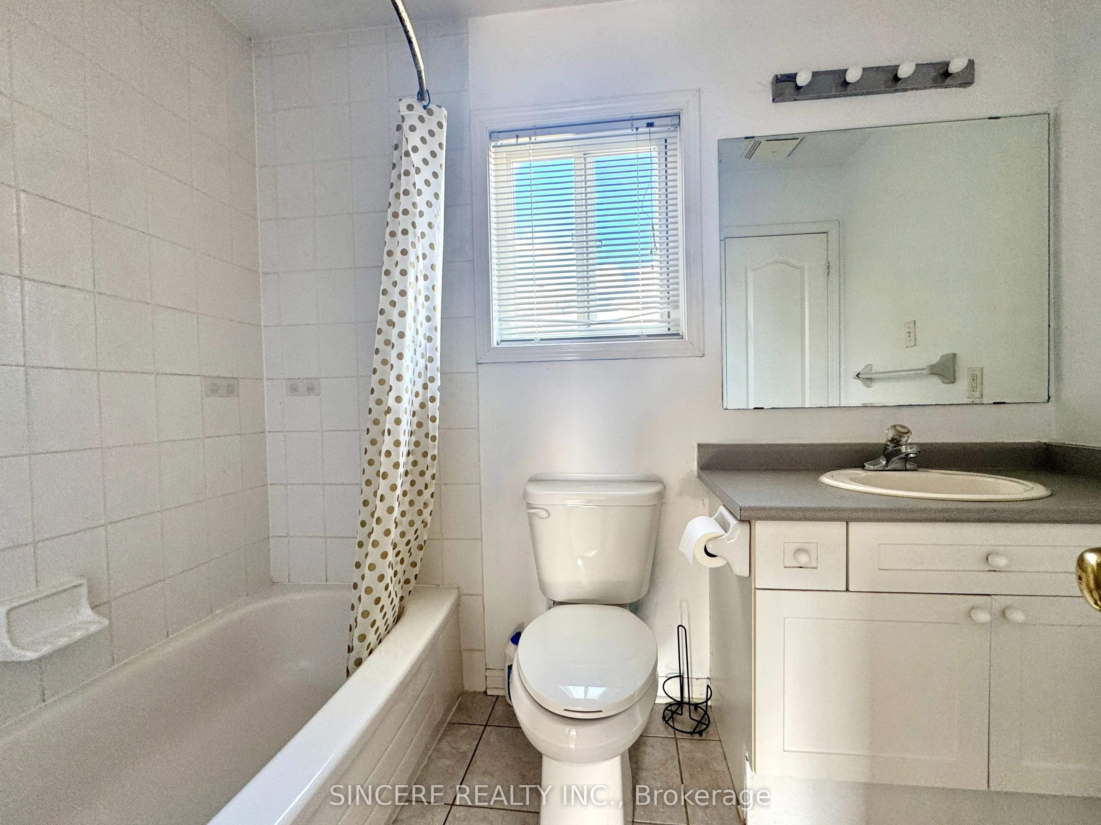 5872 Osprey Boulevard, #Upper