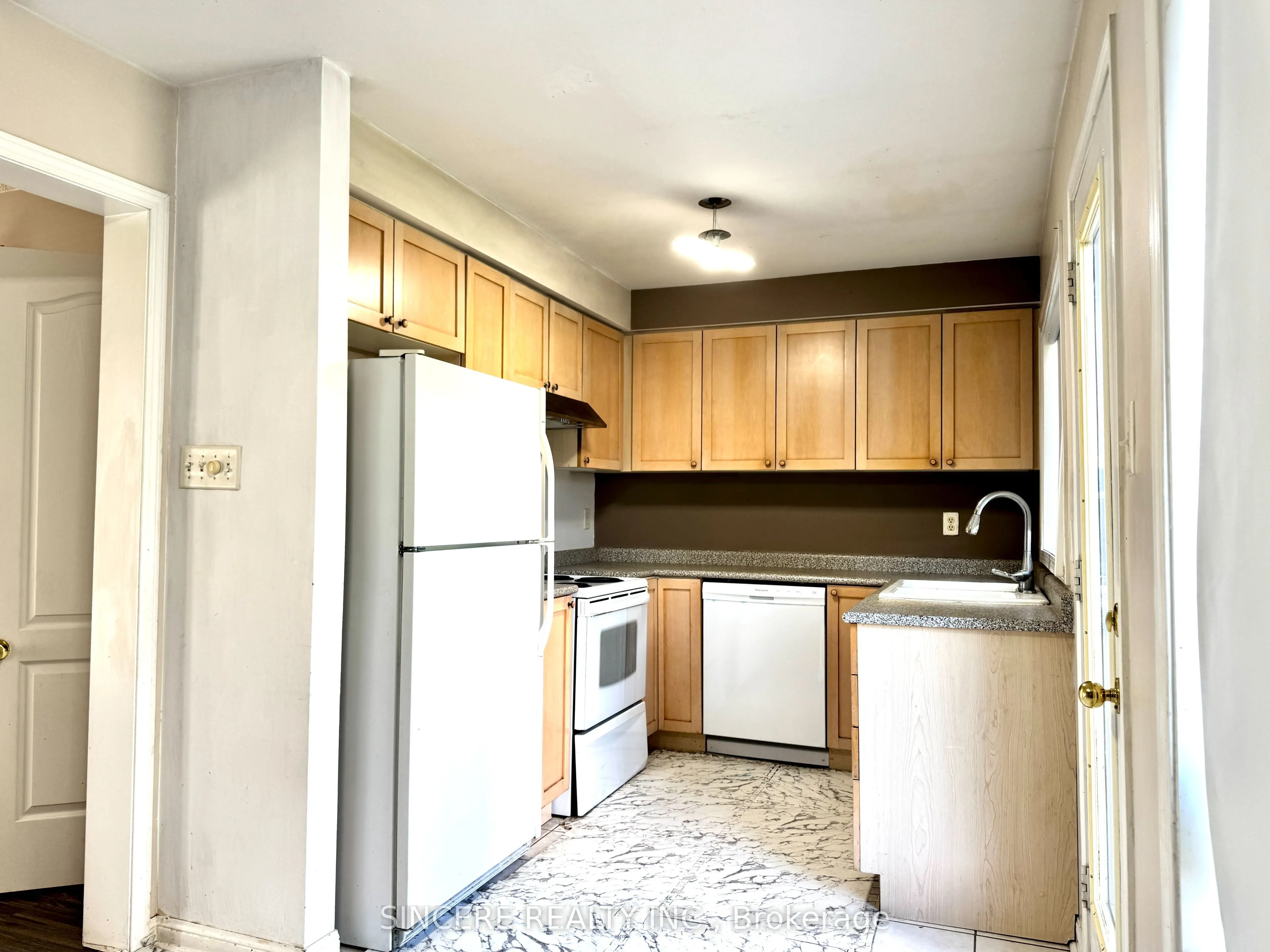 5872 Osprey Boulevard, #Upper