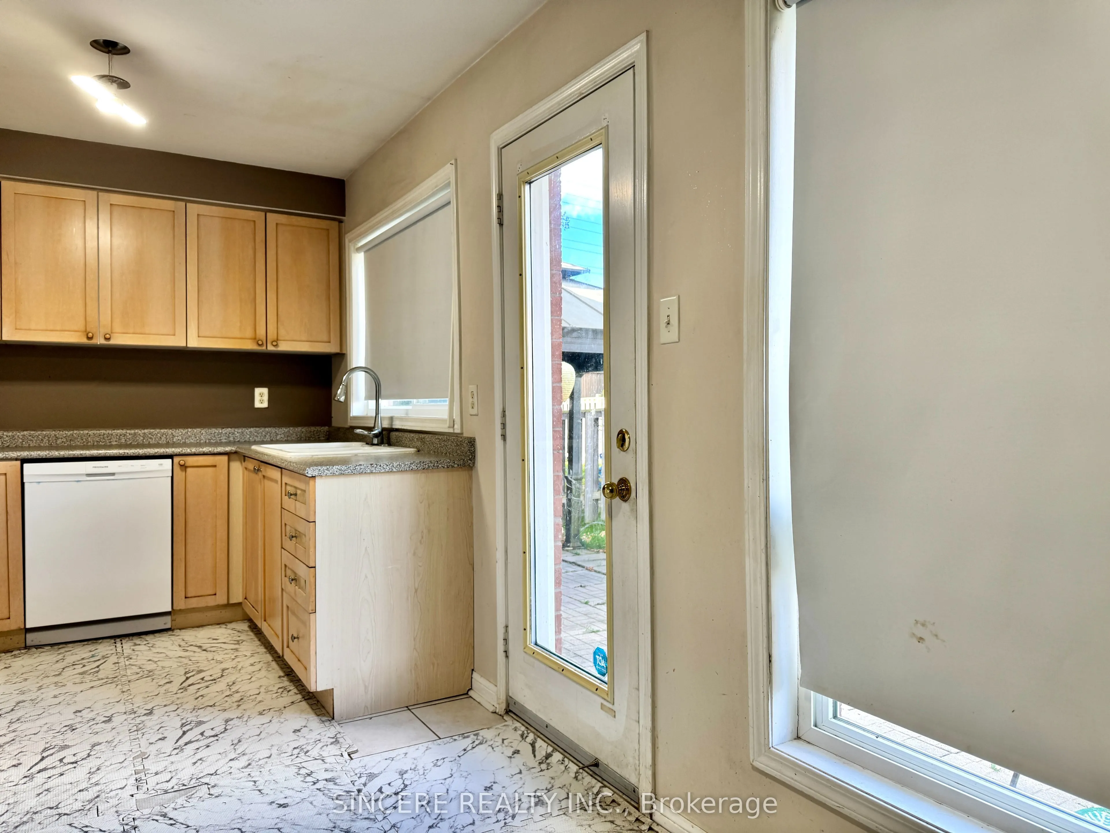 5872 Osprey Boulevard, #Upper