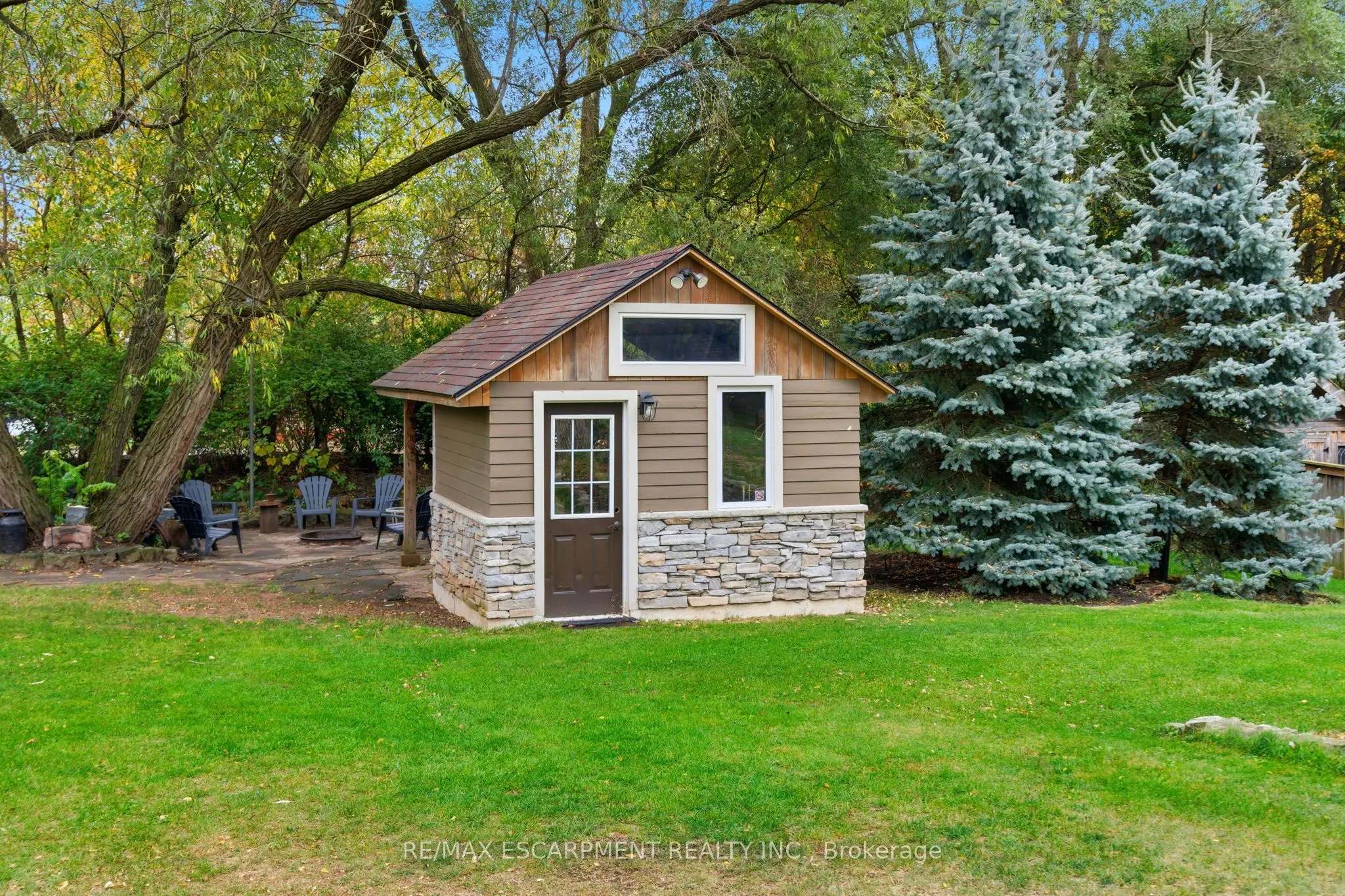 792 Old York Road