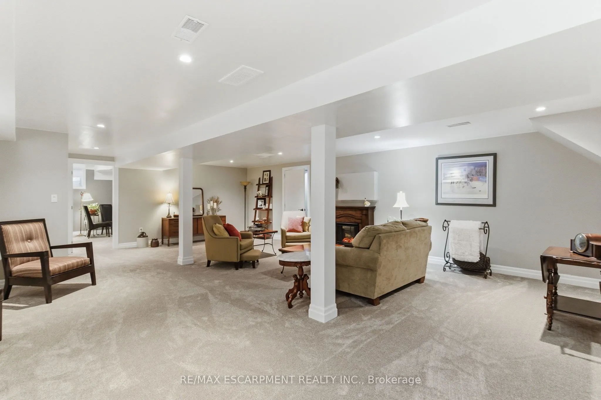 792 Old York Road