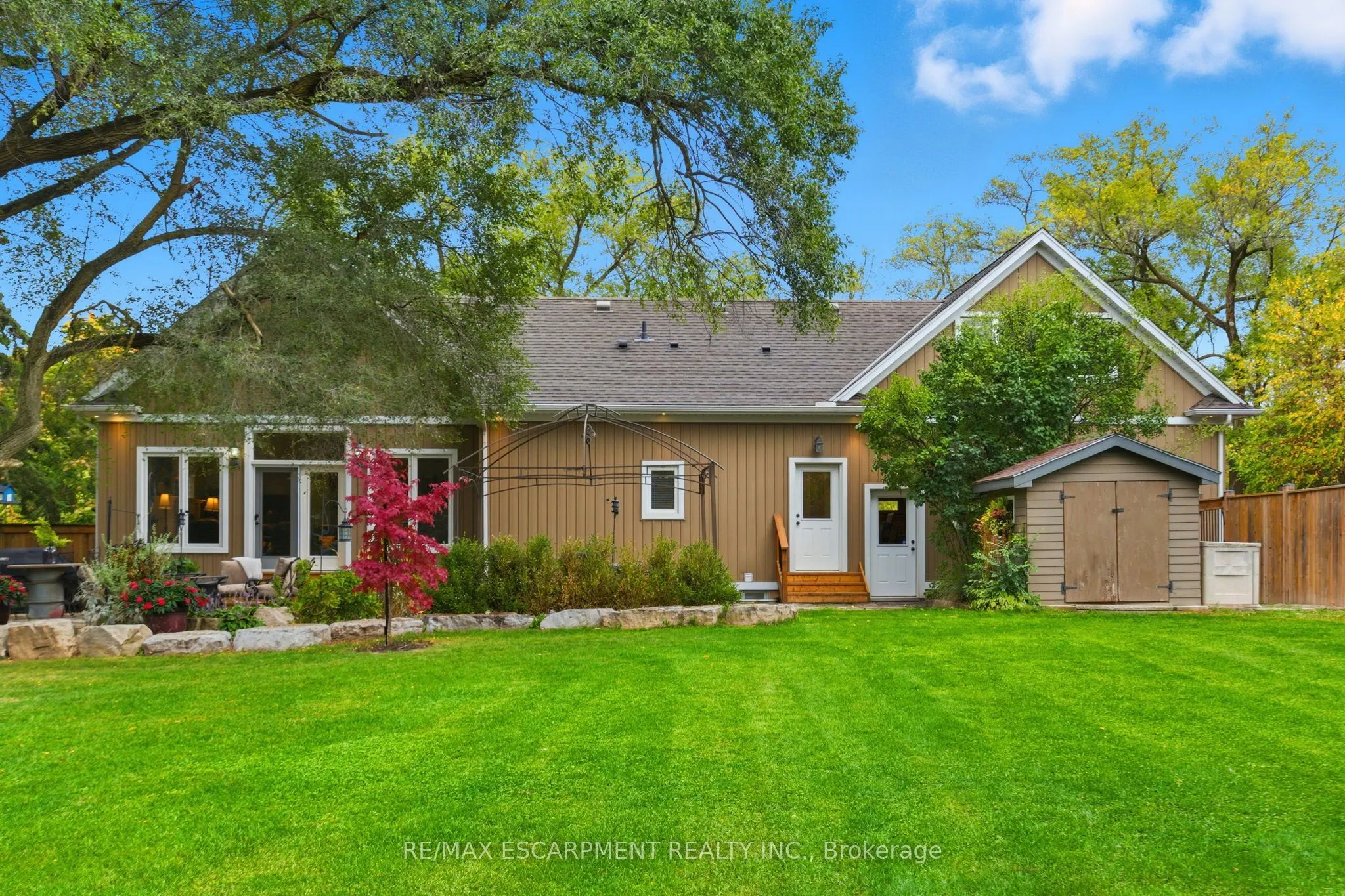 792 Old York Road