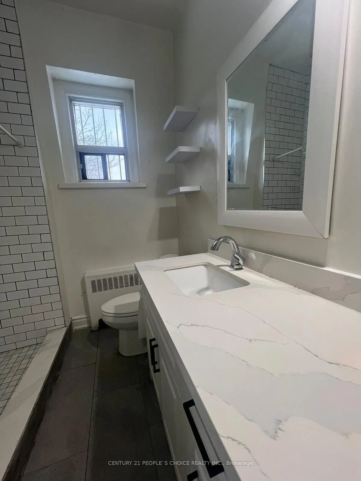 1528 Queen Street W, #1