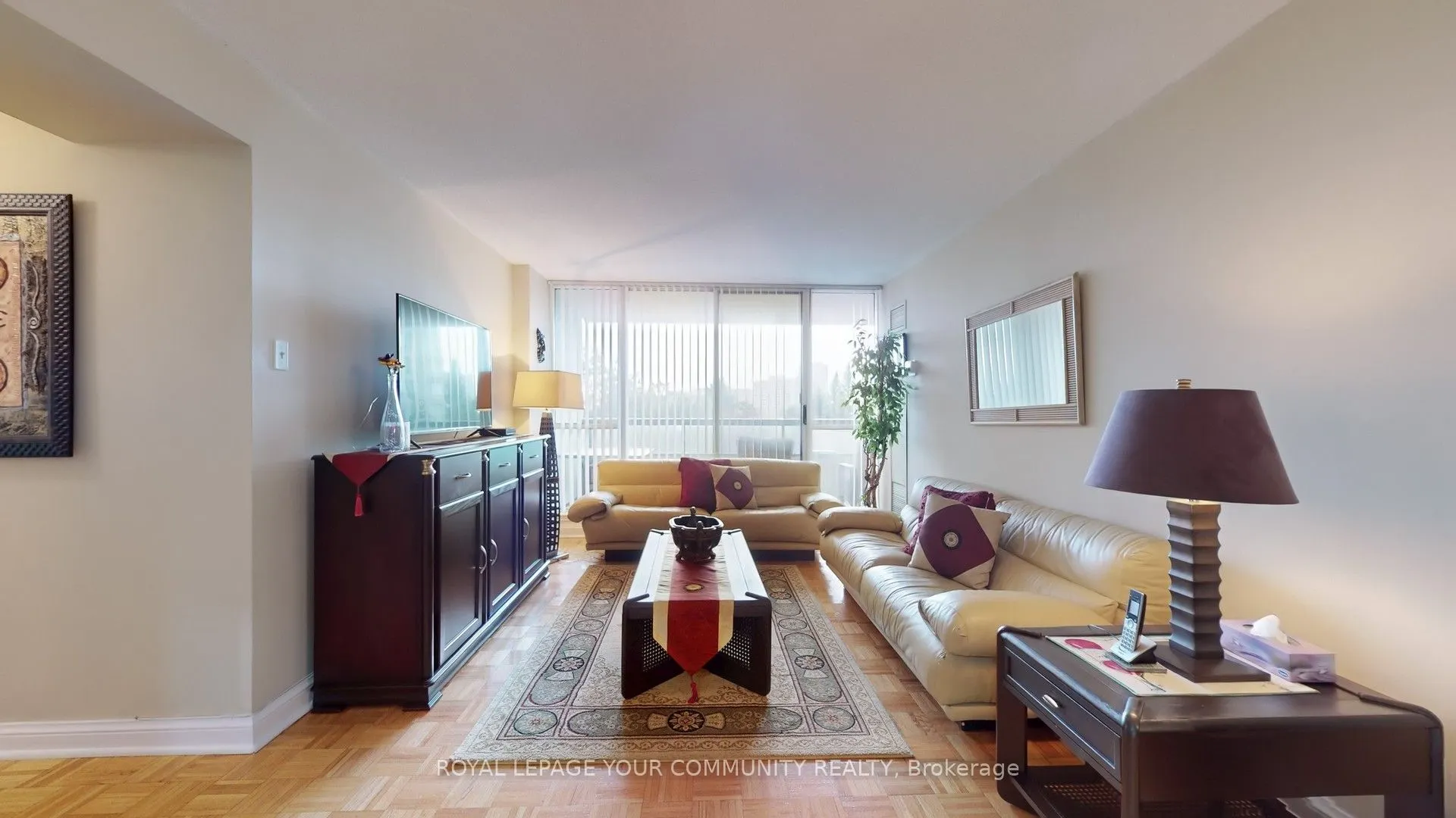 24 Hanover Road, #404