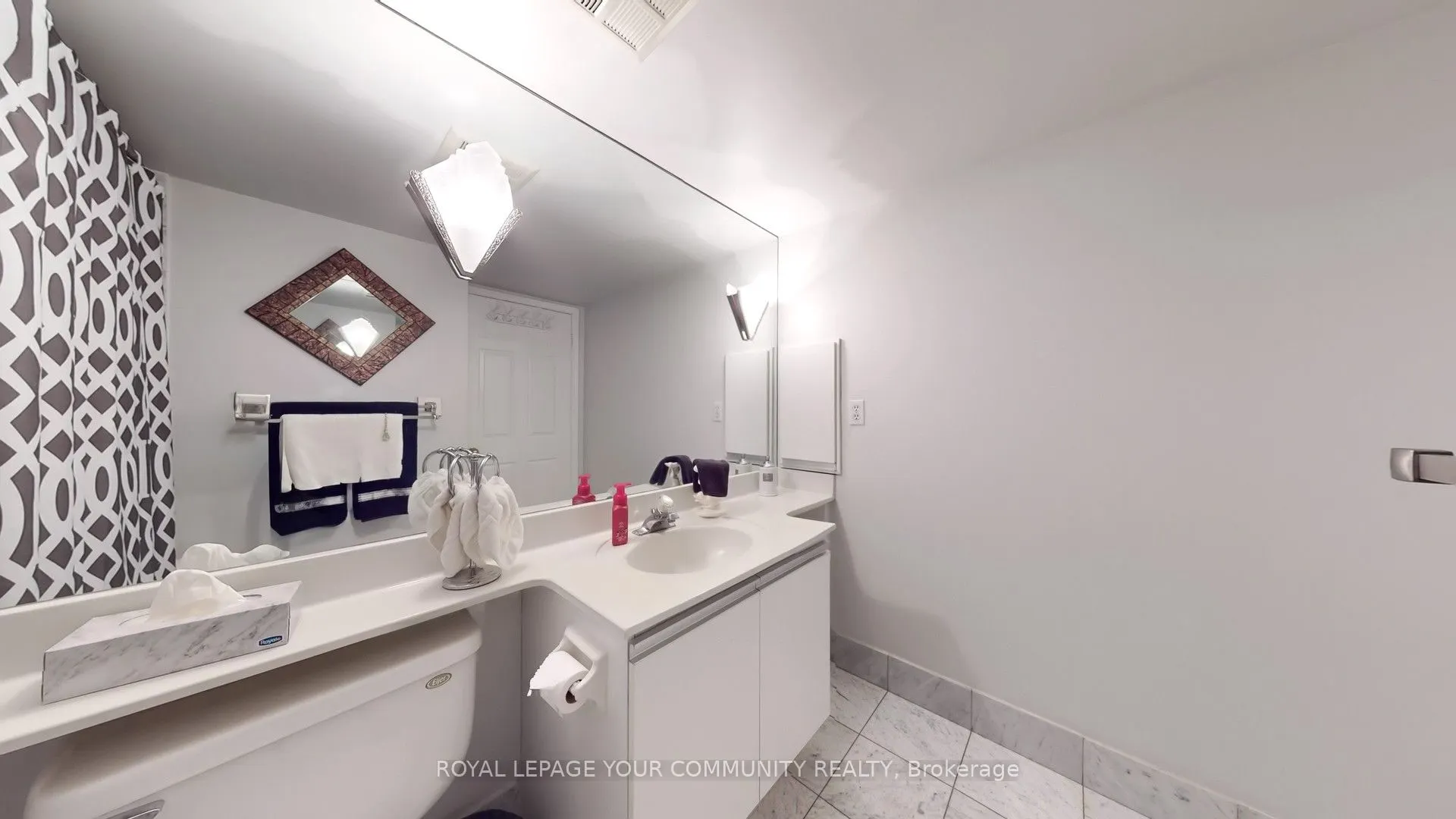 24 Hanover Road, #404